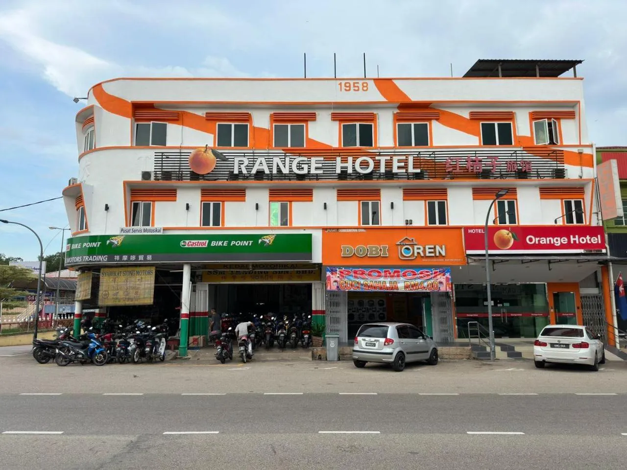 Property building in Orange Hotel Segamat