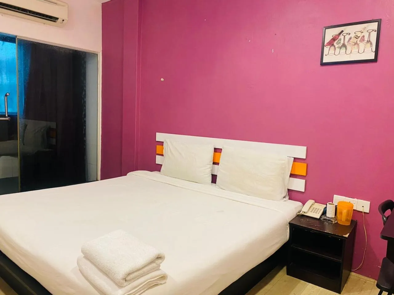 Bed in Orange Hotel Segamat