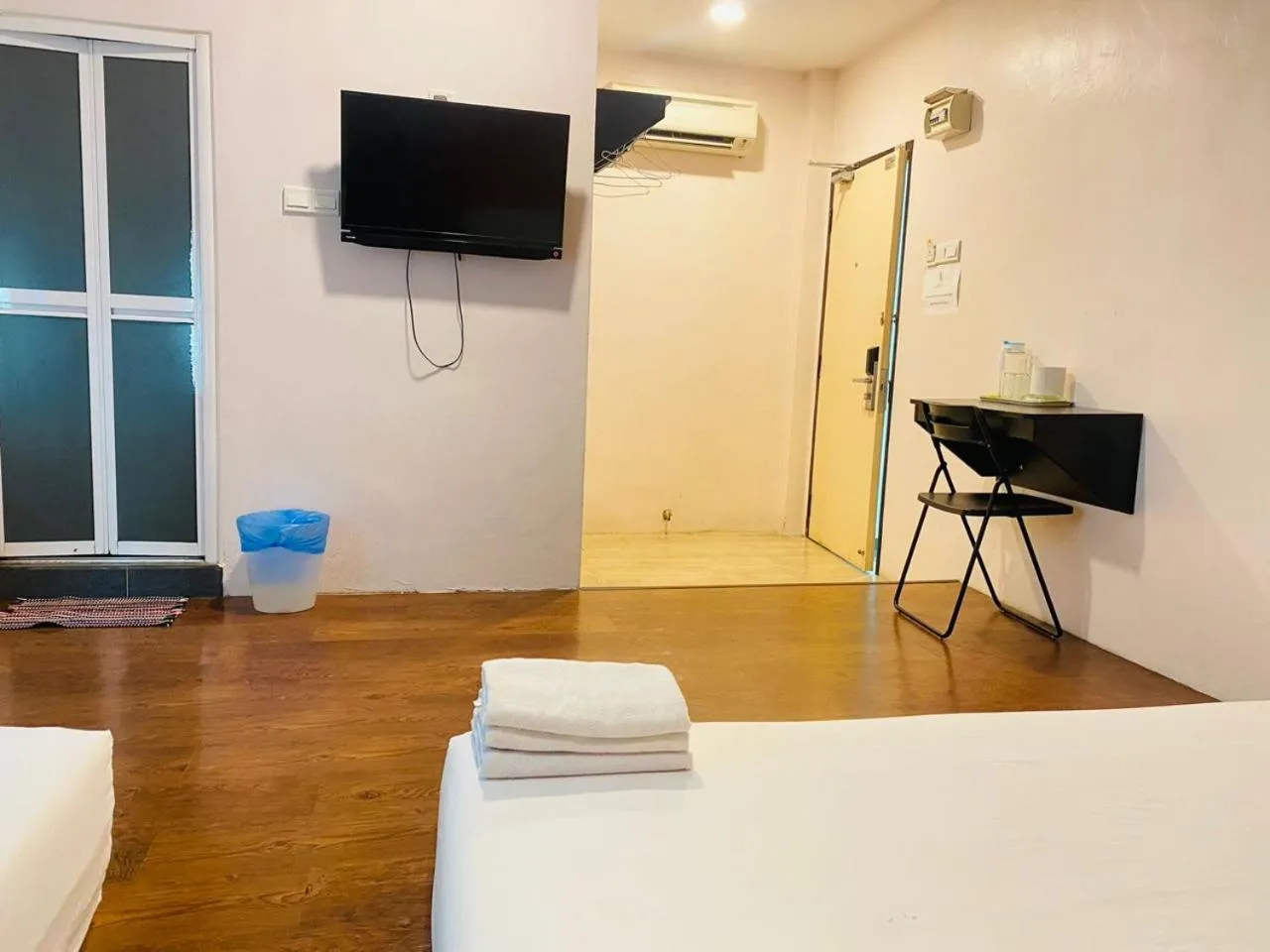 Bed in Orange Hotel Segamat