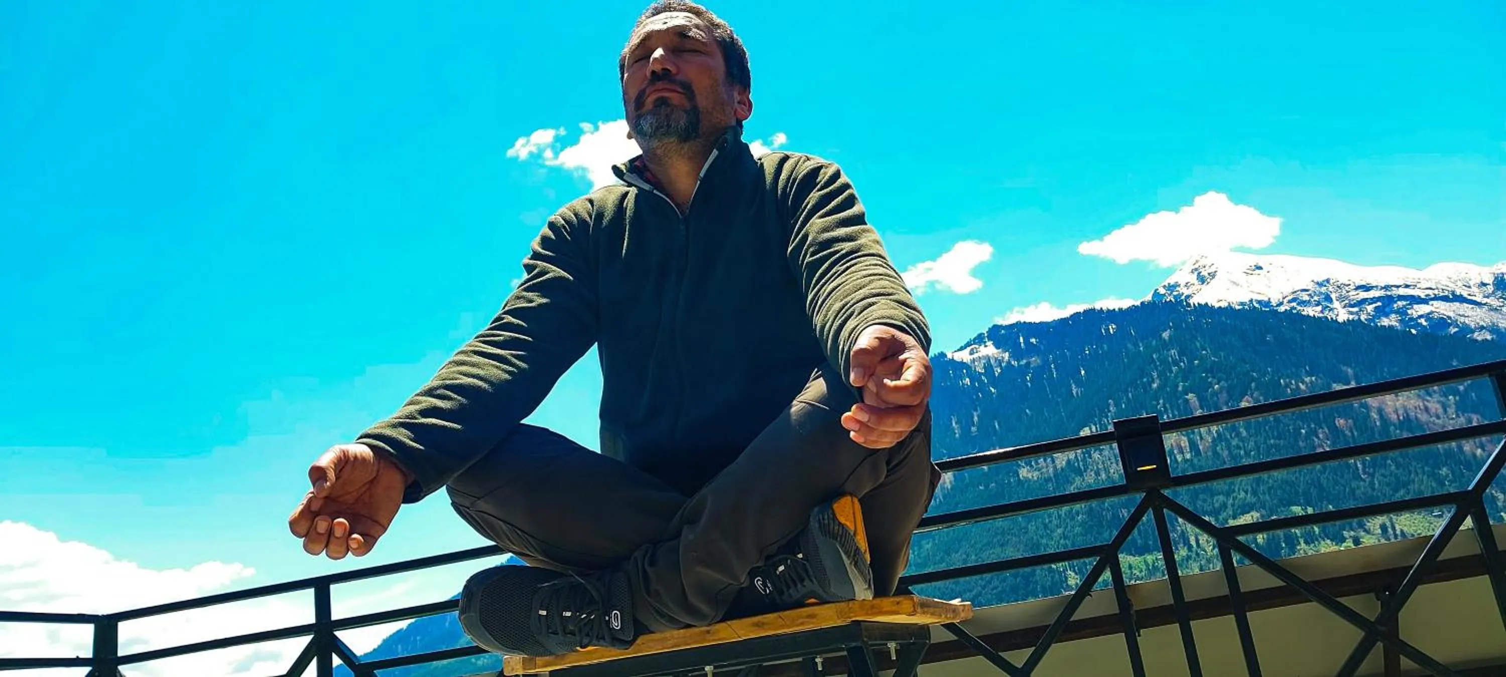 Restaurant/places to eat in La Vaca India Manali