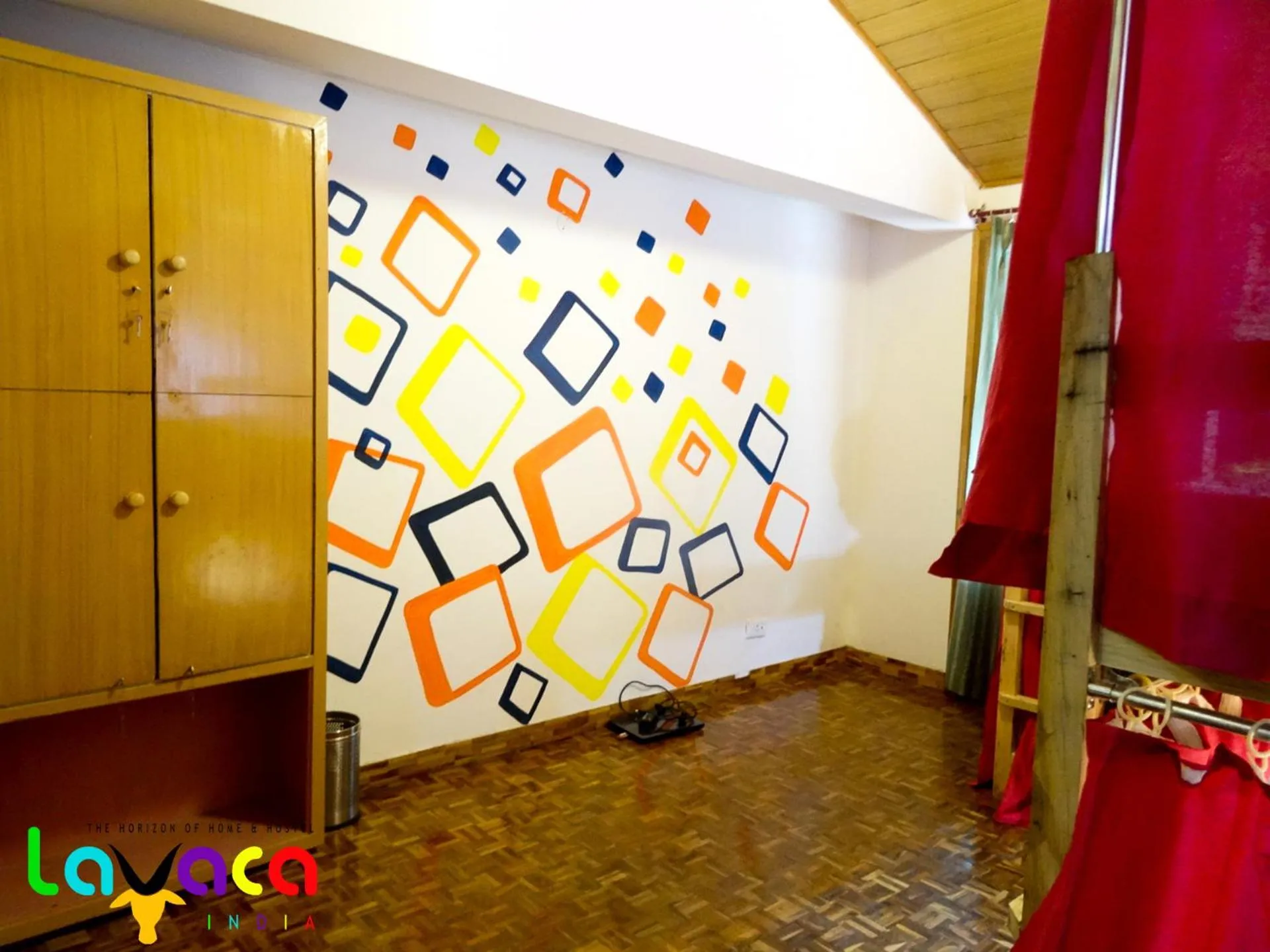 Photo of the whole room in La Vaca India Manali