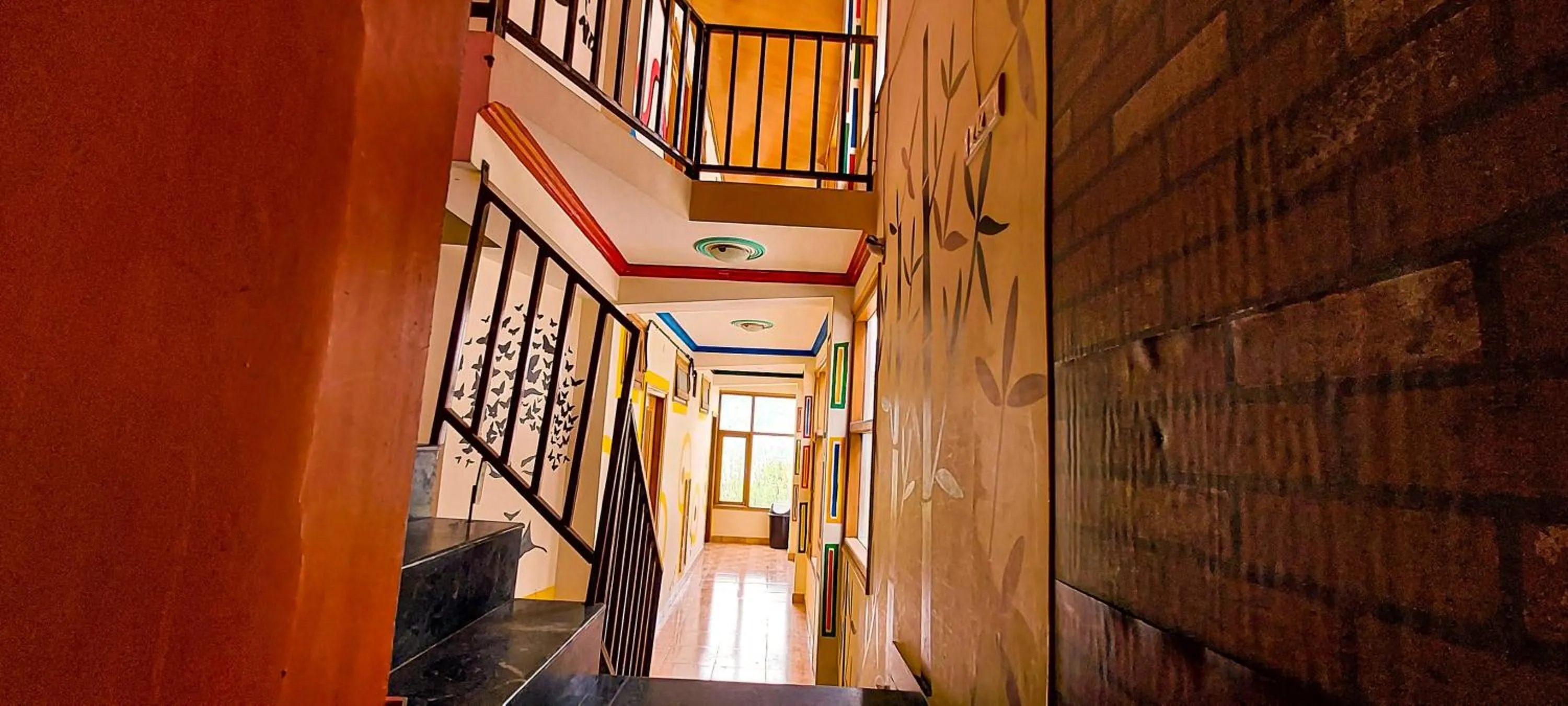 Property building in La Vaca India Manali