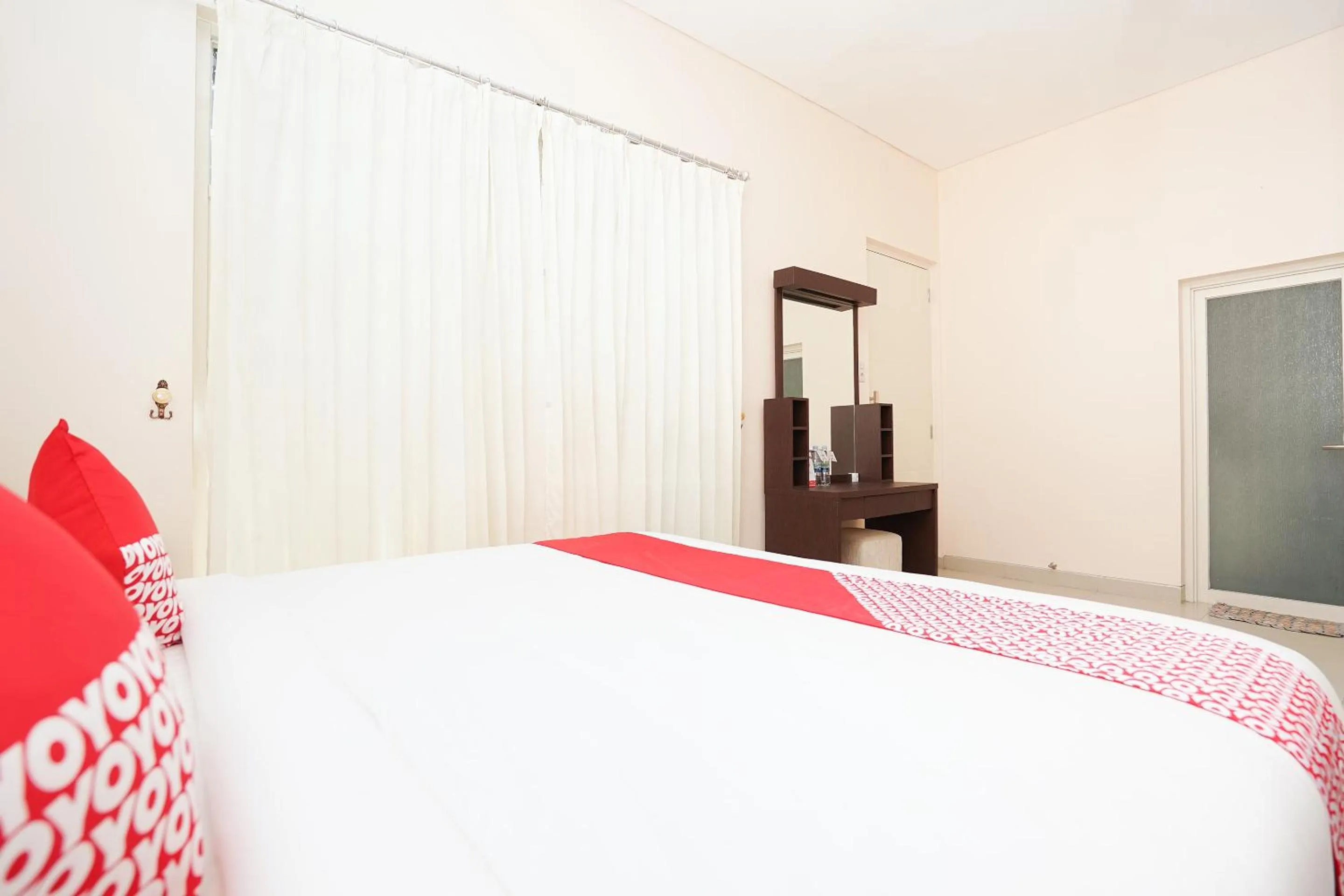 Bedroom, Bed in Hotel O Menjangan Residence at Citraland 1