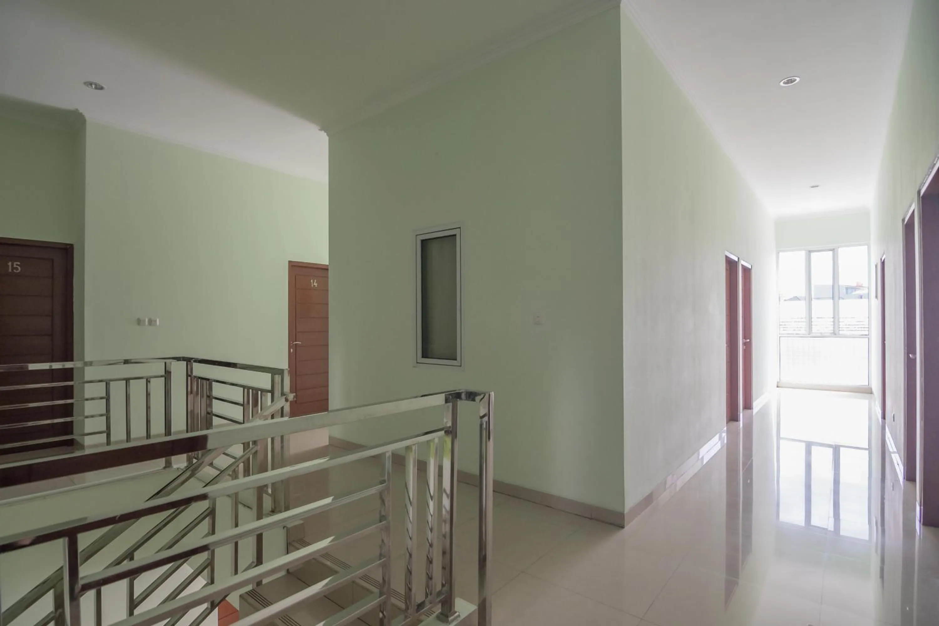 Decorative detail in RedDoorz at Hotel Griya Gatsu Lampung