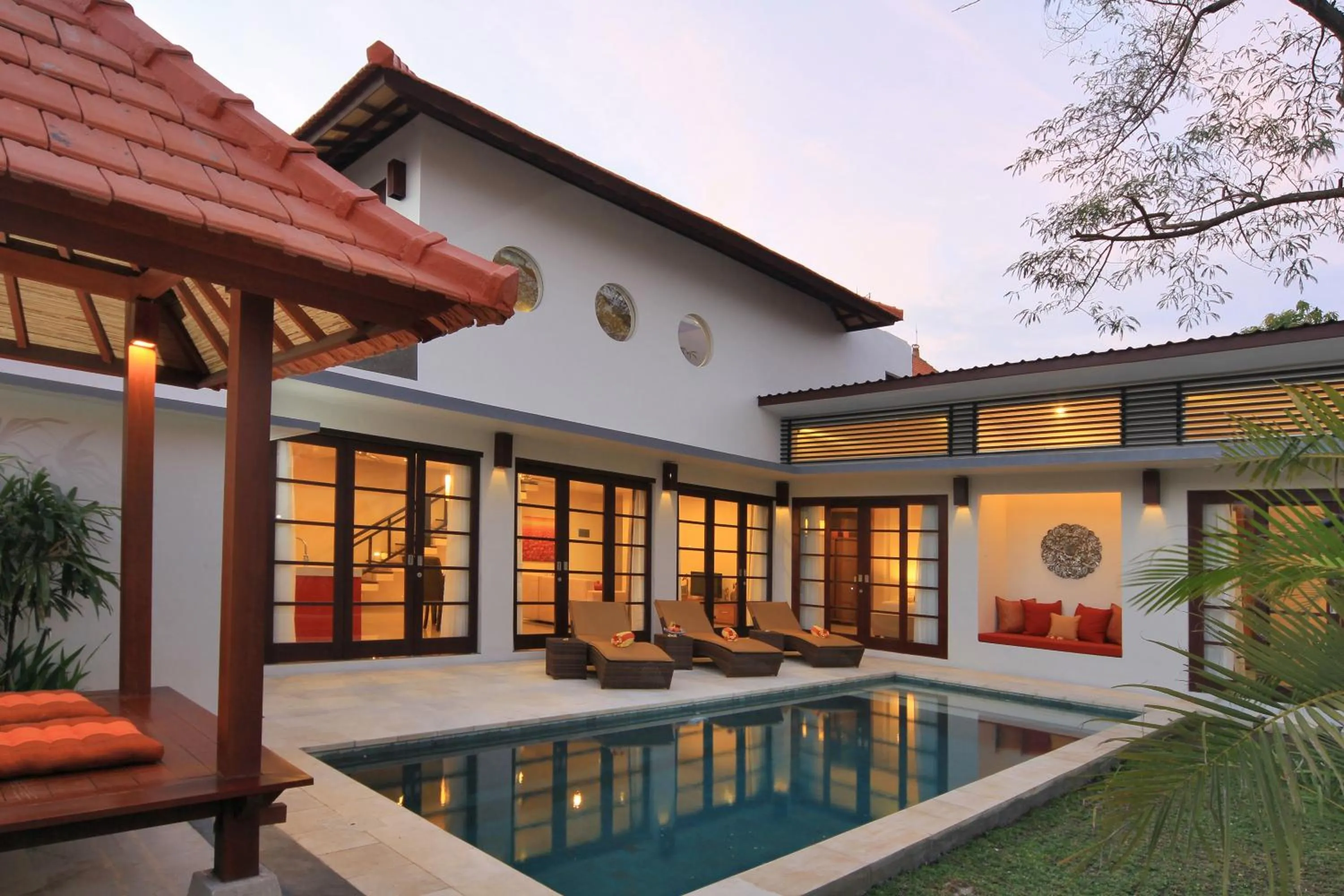 Swimming pool in Destiny Villas and Residence