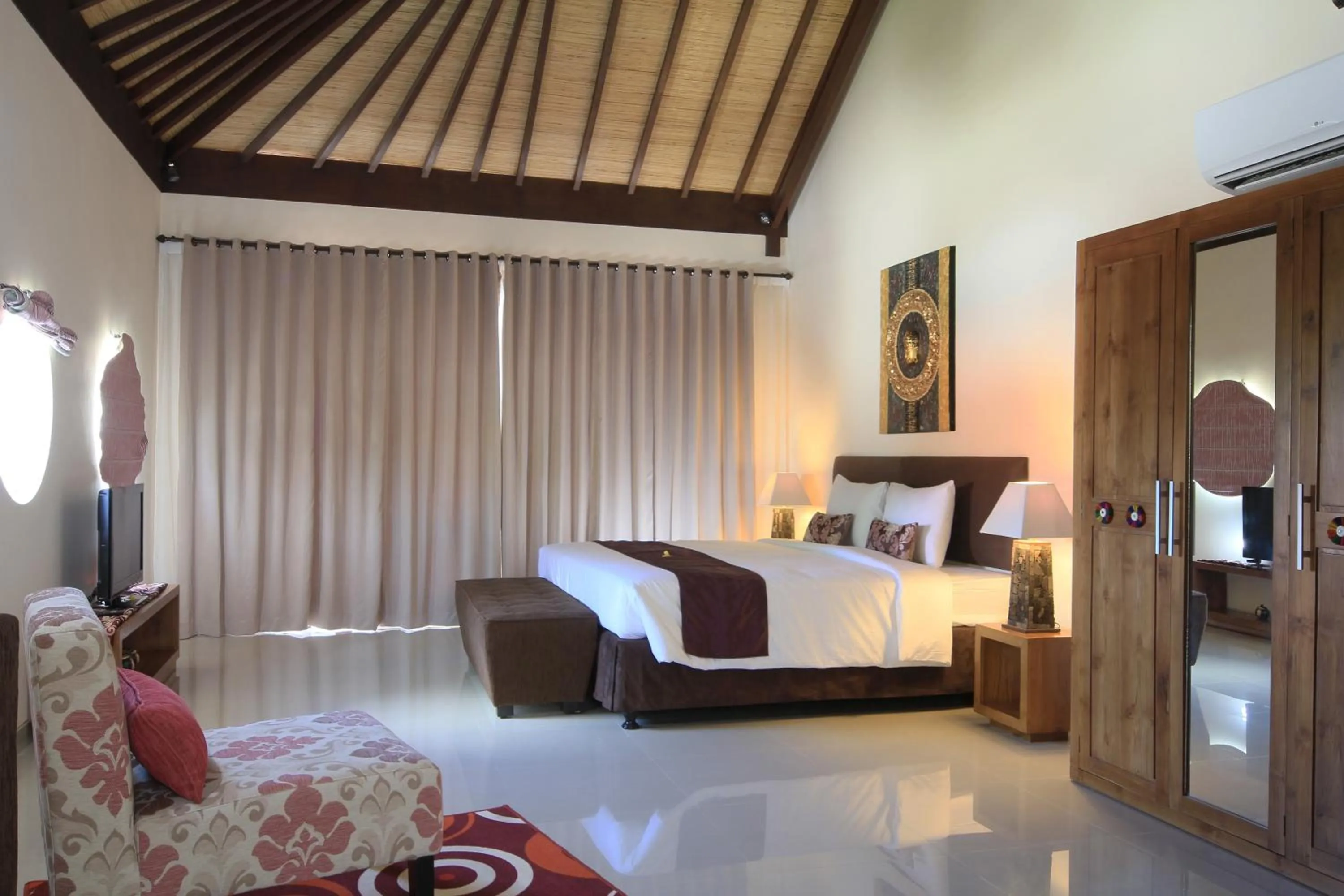 Bedroom, Bed in Destiny Villas and Residence