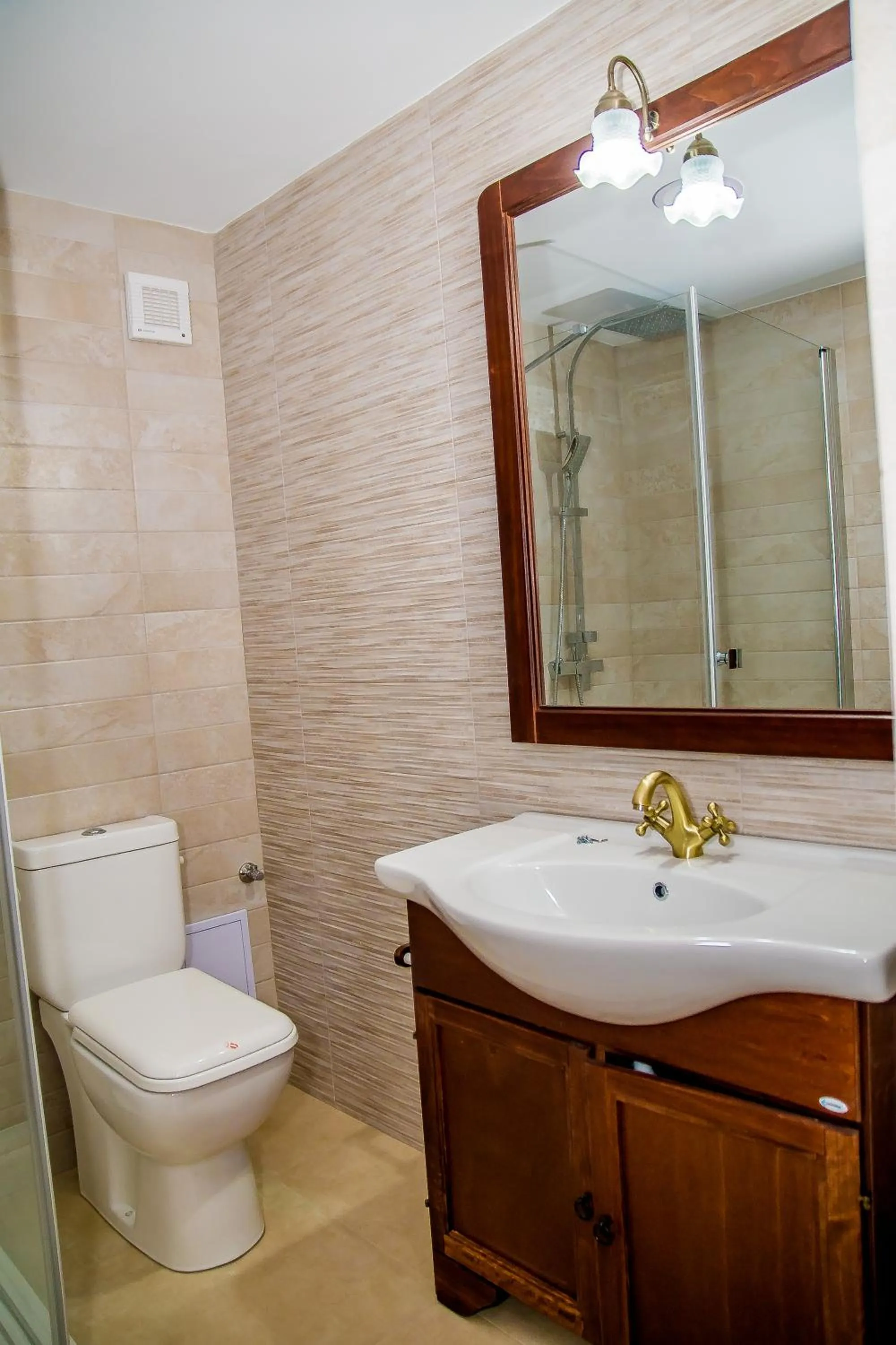 Bathroom in Hotel THR Center