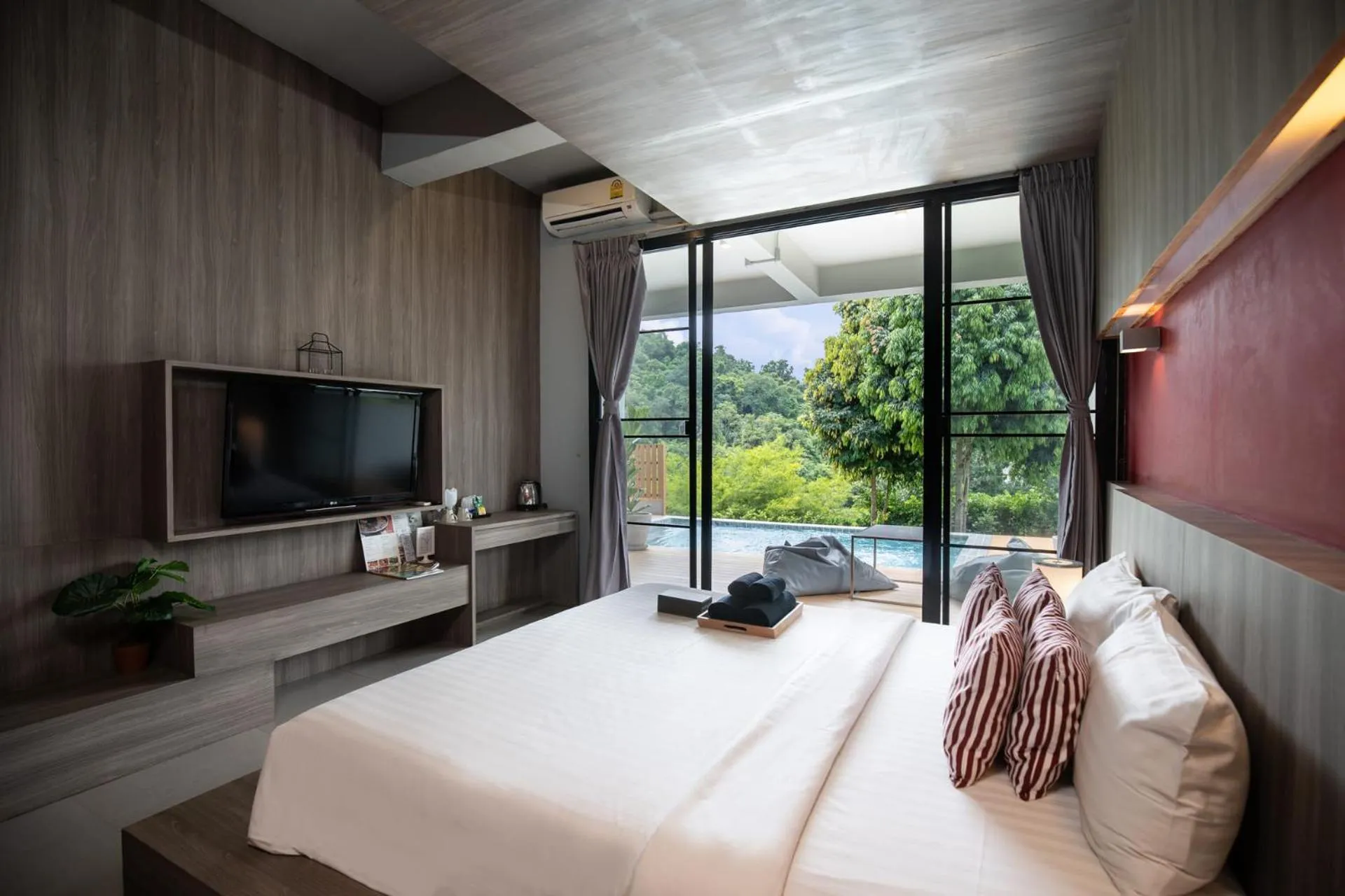 Bed in Veravian Resort