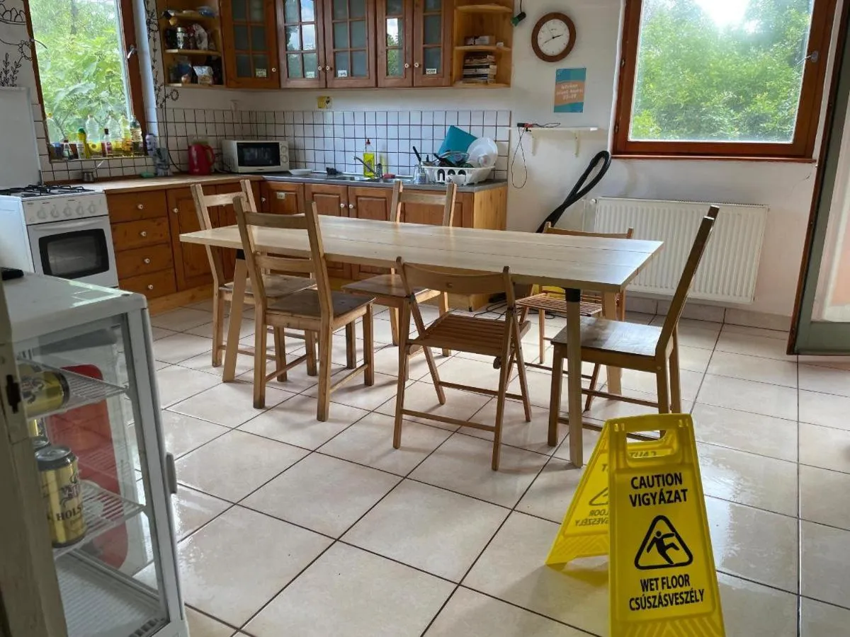 Budapest Garden Hostel - Age limit 39