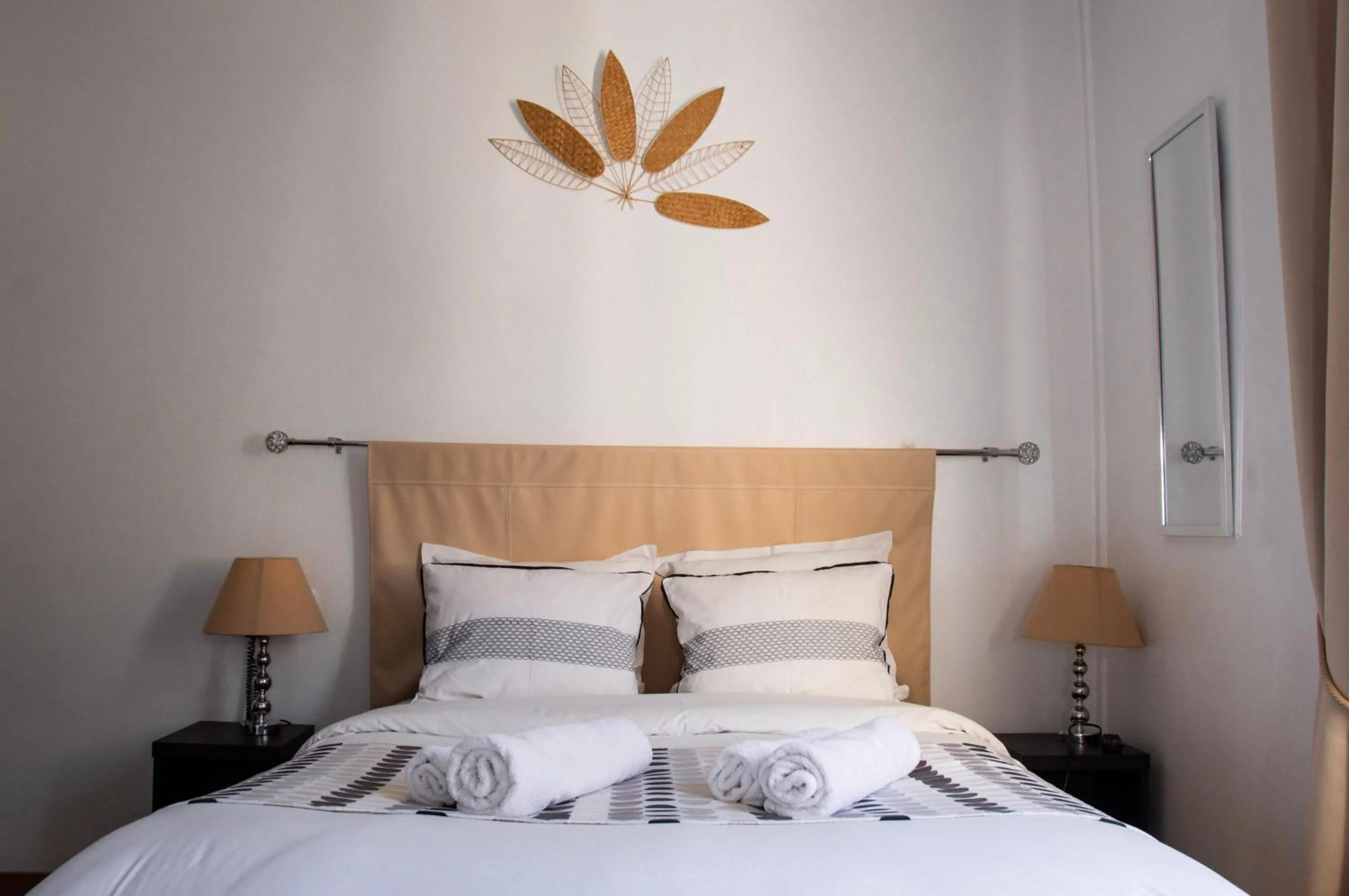 Bedroom, Bed in Hôtel Le Tivoli