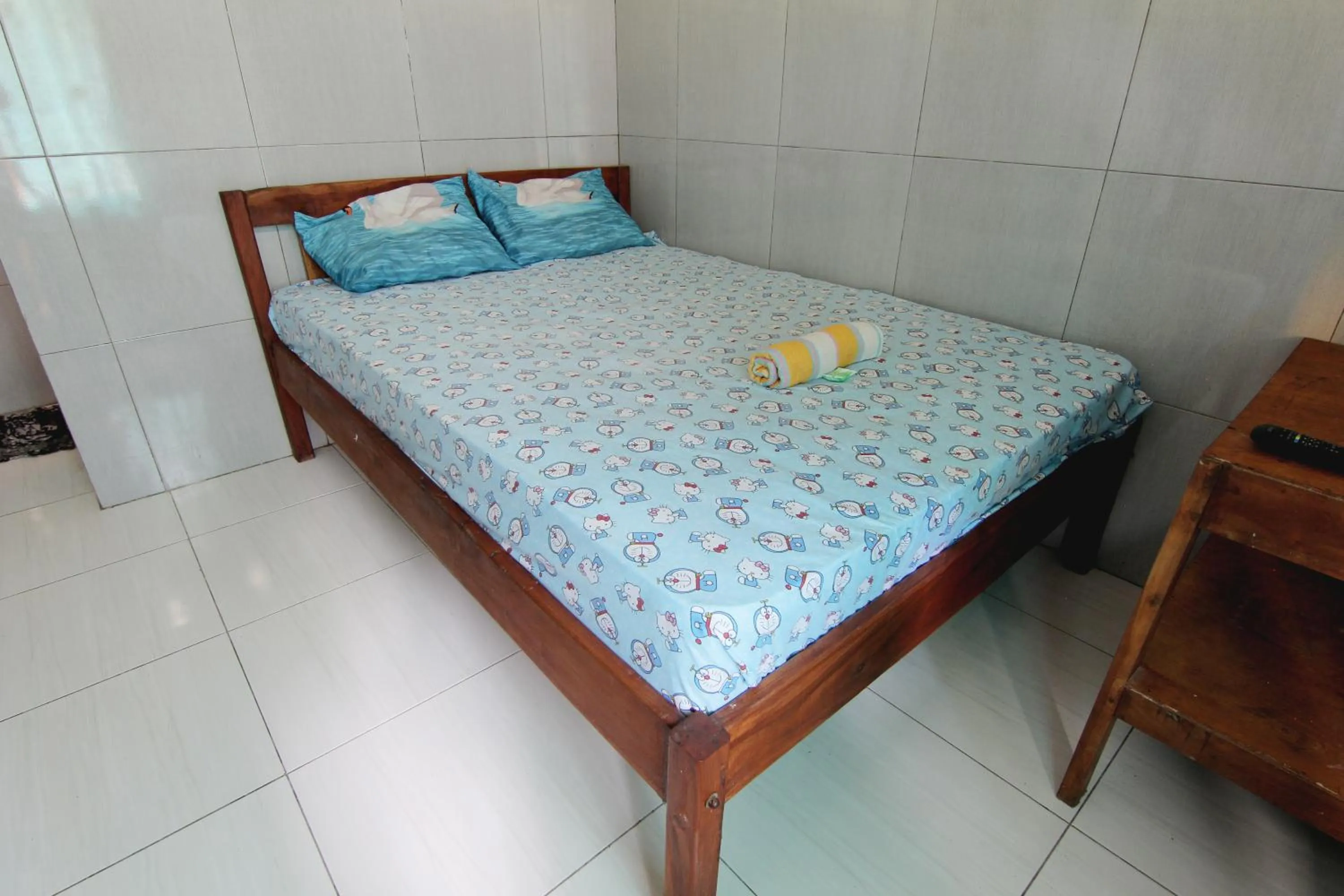 Bed in Losmen Alden