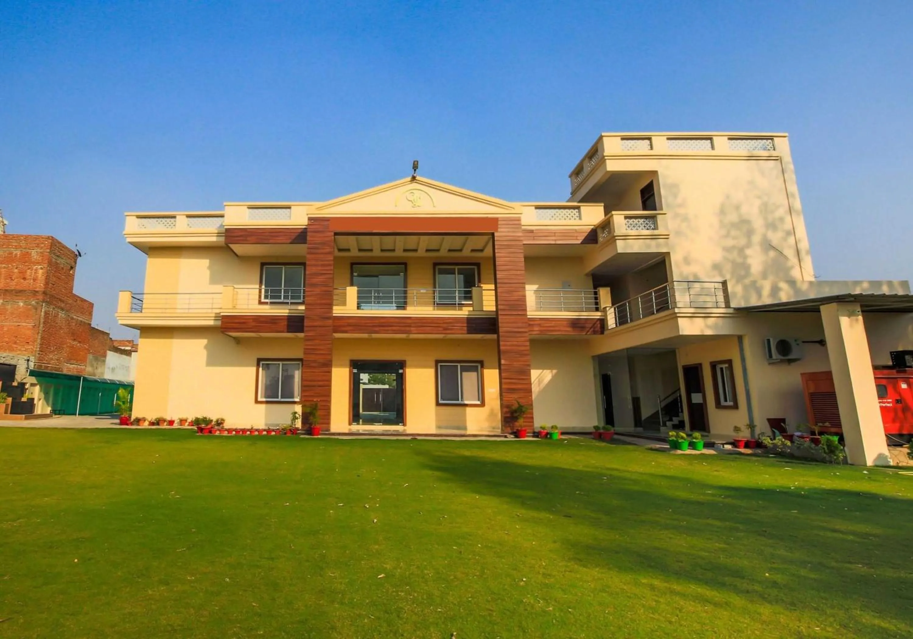 Facade/entrance in Hotel O Vaibhav laxmi Paradise