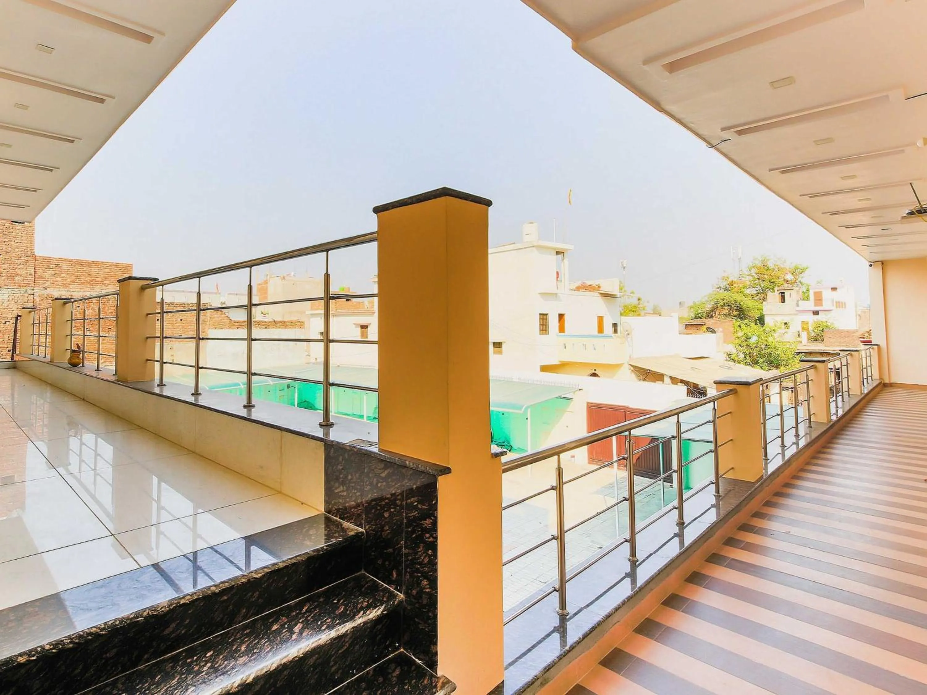 Lobby or reception in Hotel O Vaibhav laxmi Paradise