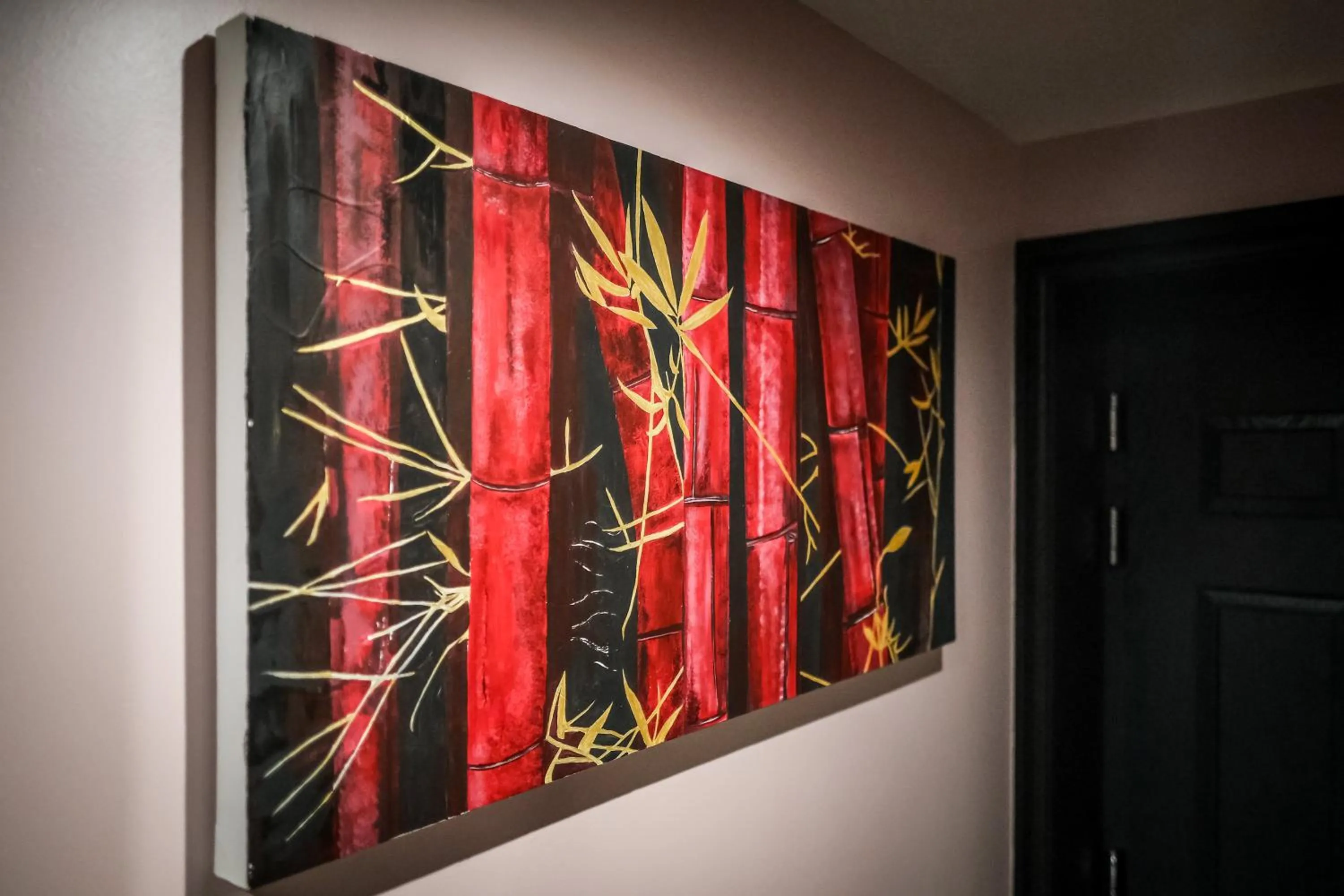 Facade/entrance in Absoluxe Suites