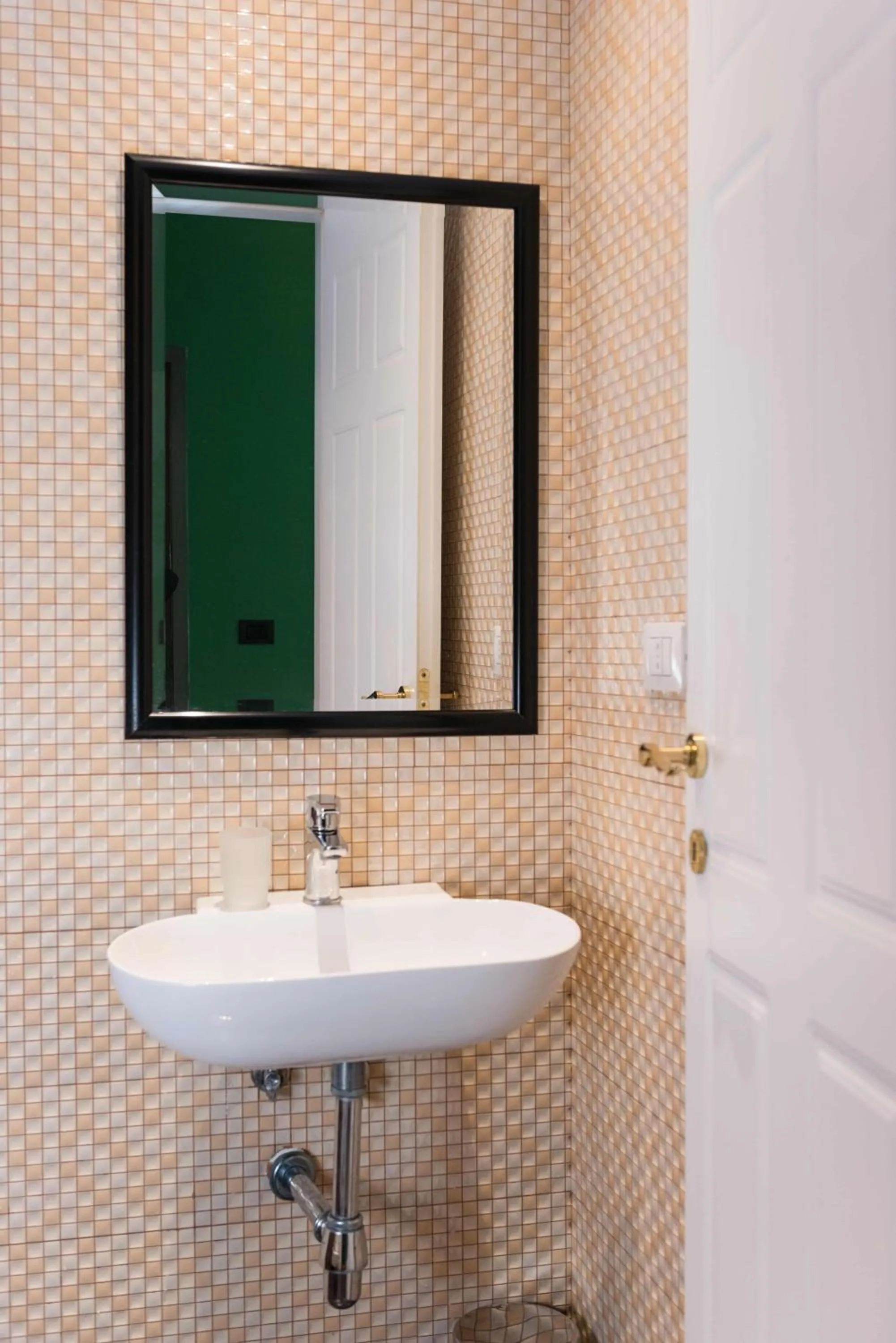 Shower in Areela Boutique Hotel