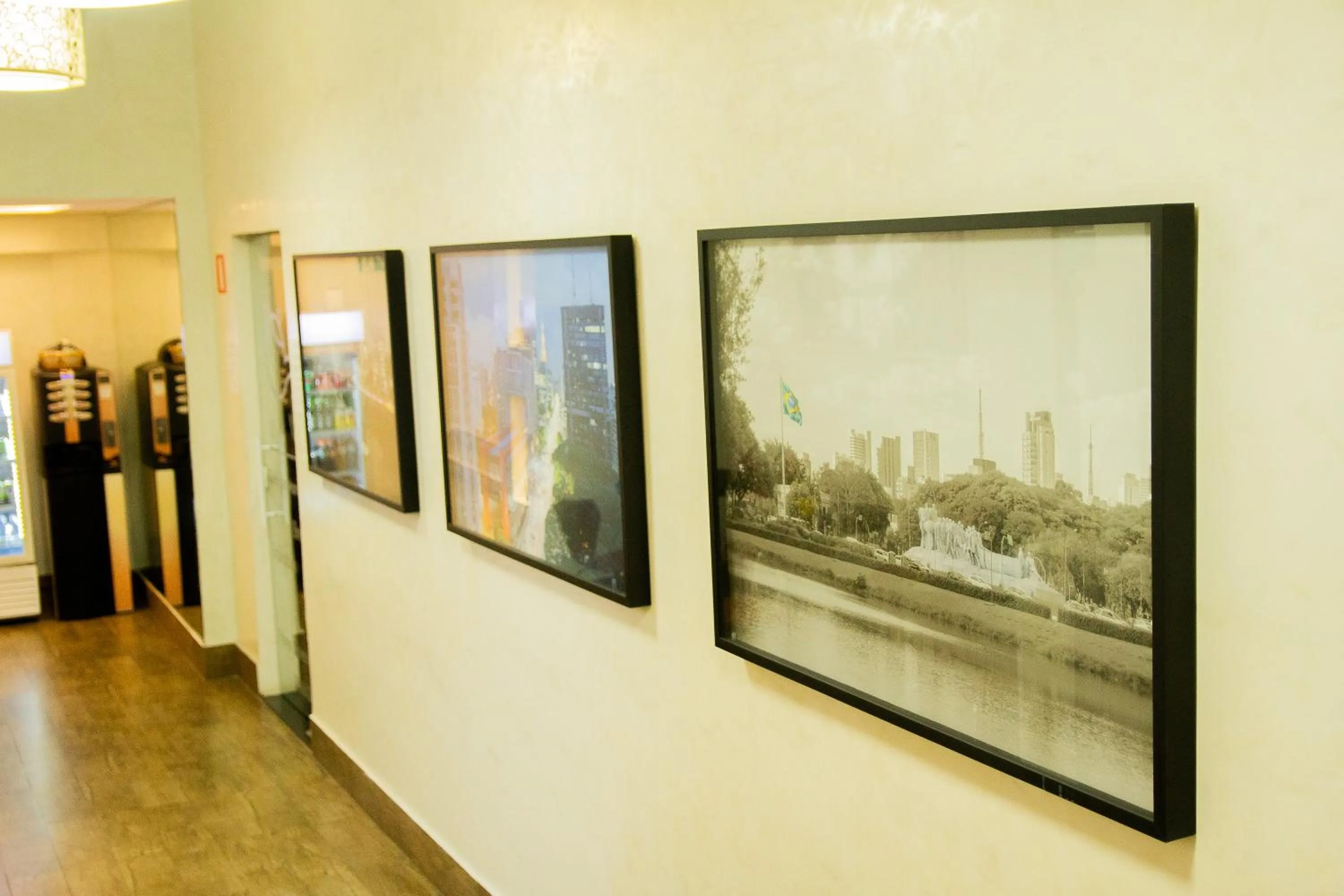 Property building in Hotel Estação Paraíso - ao lado do Metrô Paraíso e 600m da Av Paulista