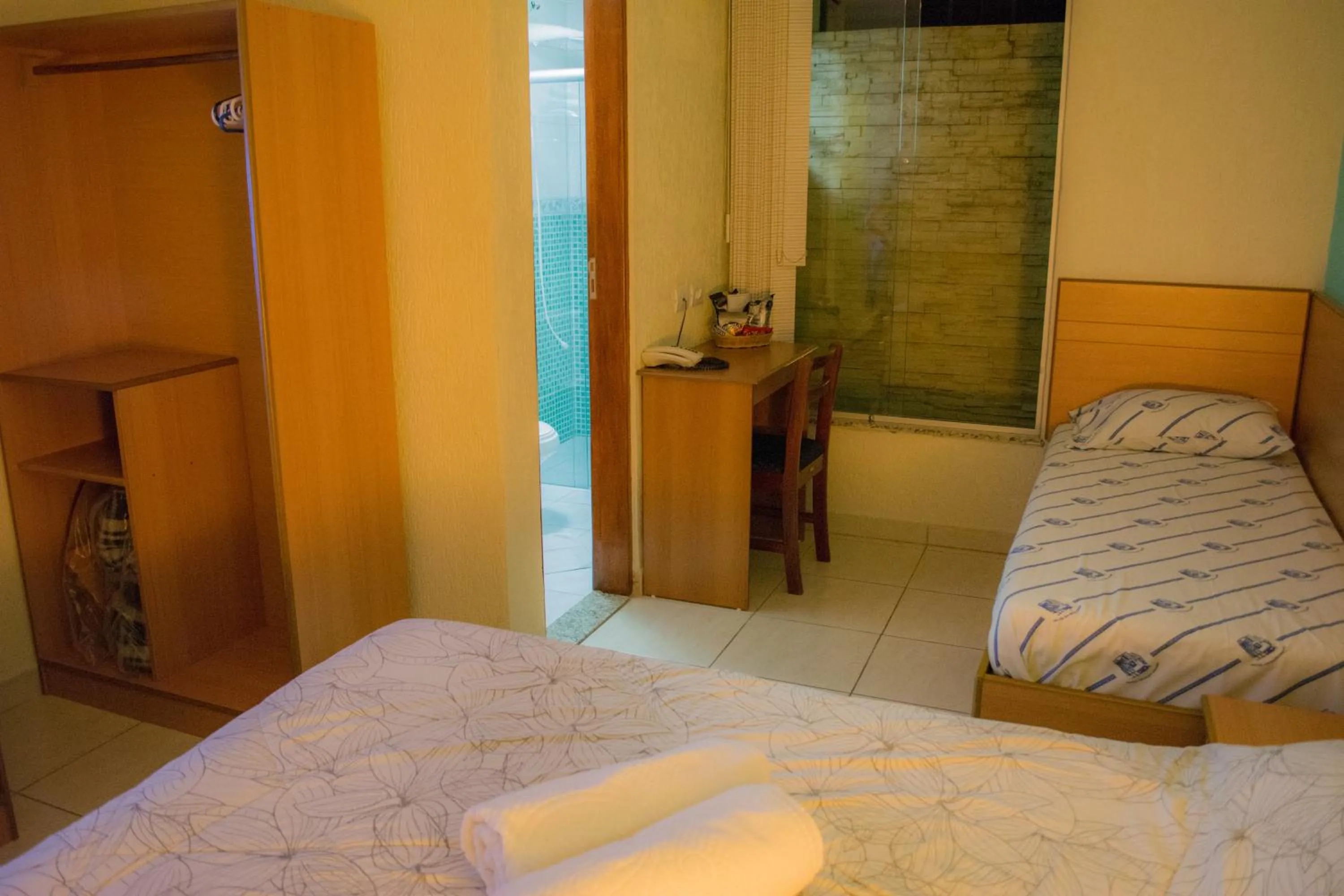 Photo of the whole room, Bed in Hotel Estação Paraíso - ao lado do Metrô Paraíso e 600m da Av Paulista