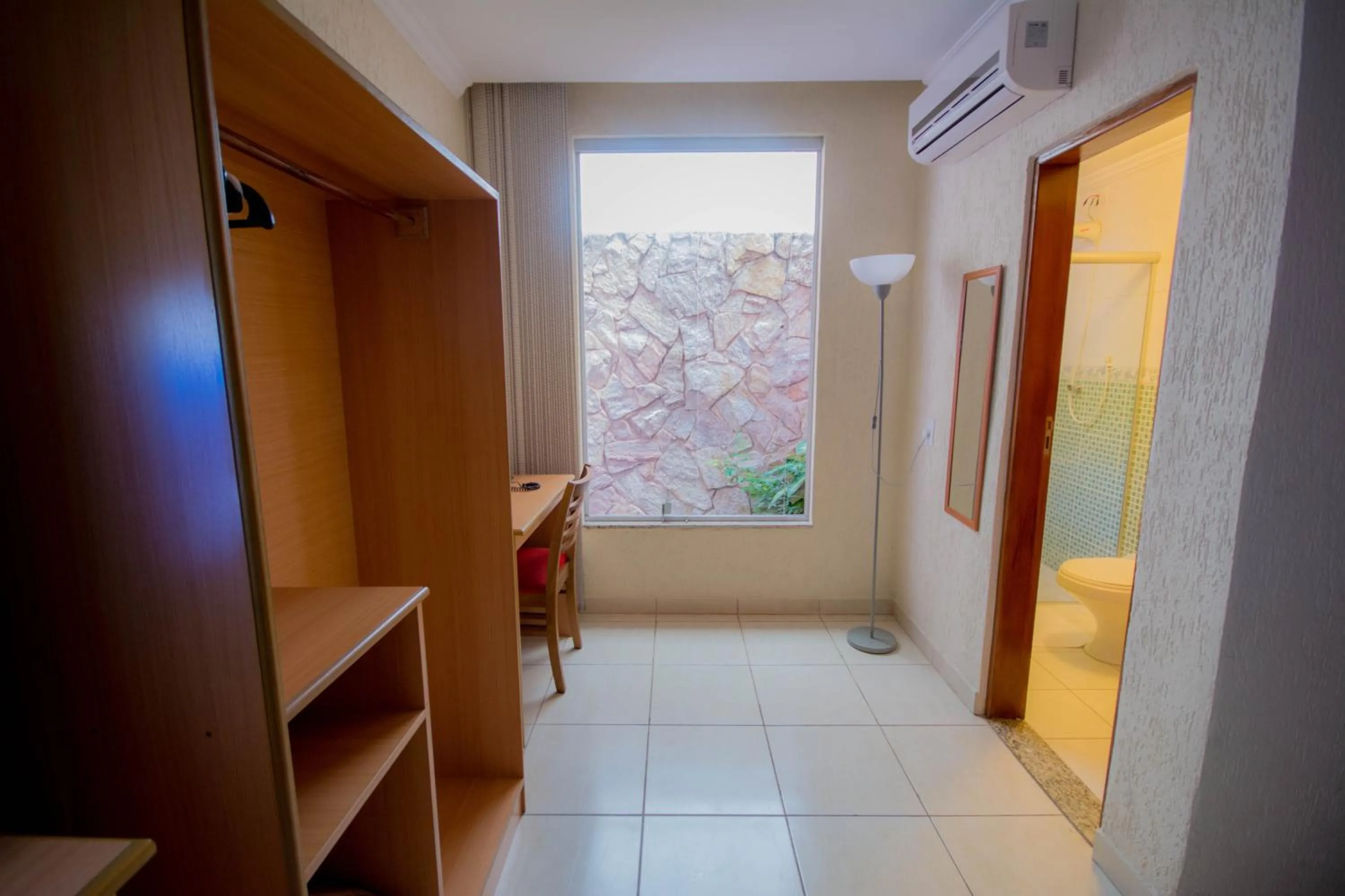 Day in Hotel Estação Paraíso - ao lado do Metrô Paraíso e 600m da Av Paulista