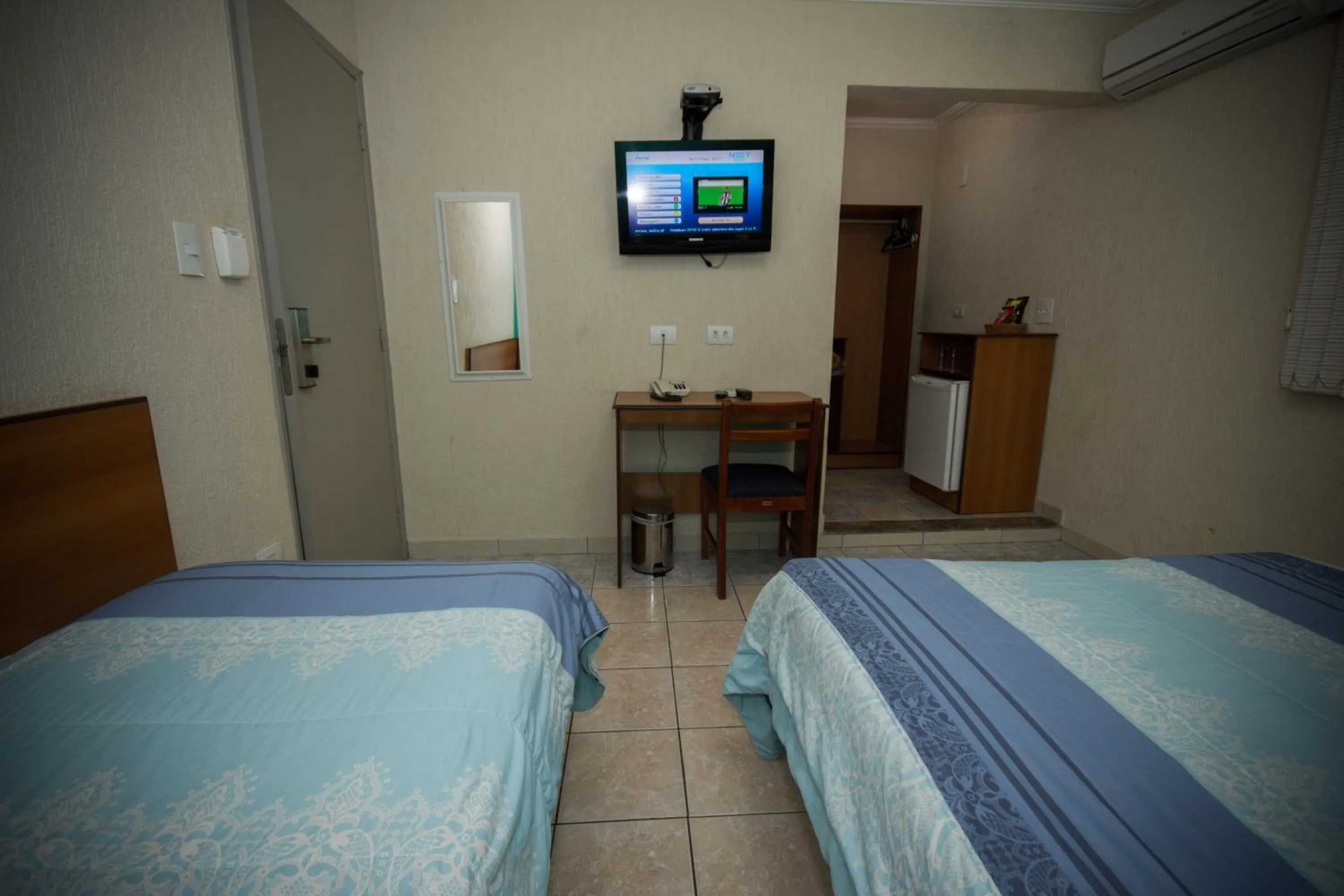 Decorative detail, Bed in Hotel Estação Paraíso - ao lado do Metrô Paraíso e 600m da Av Paulista