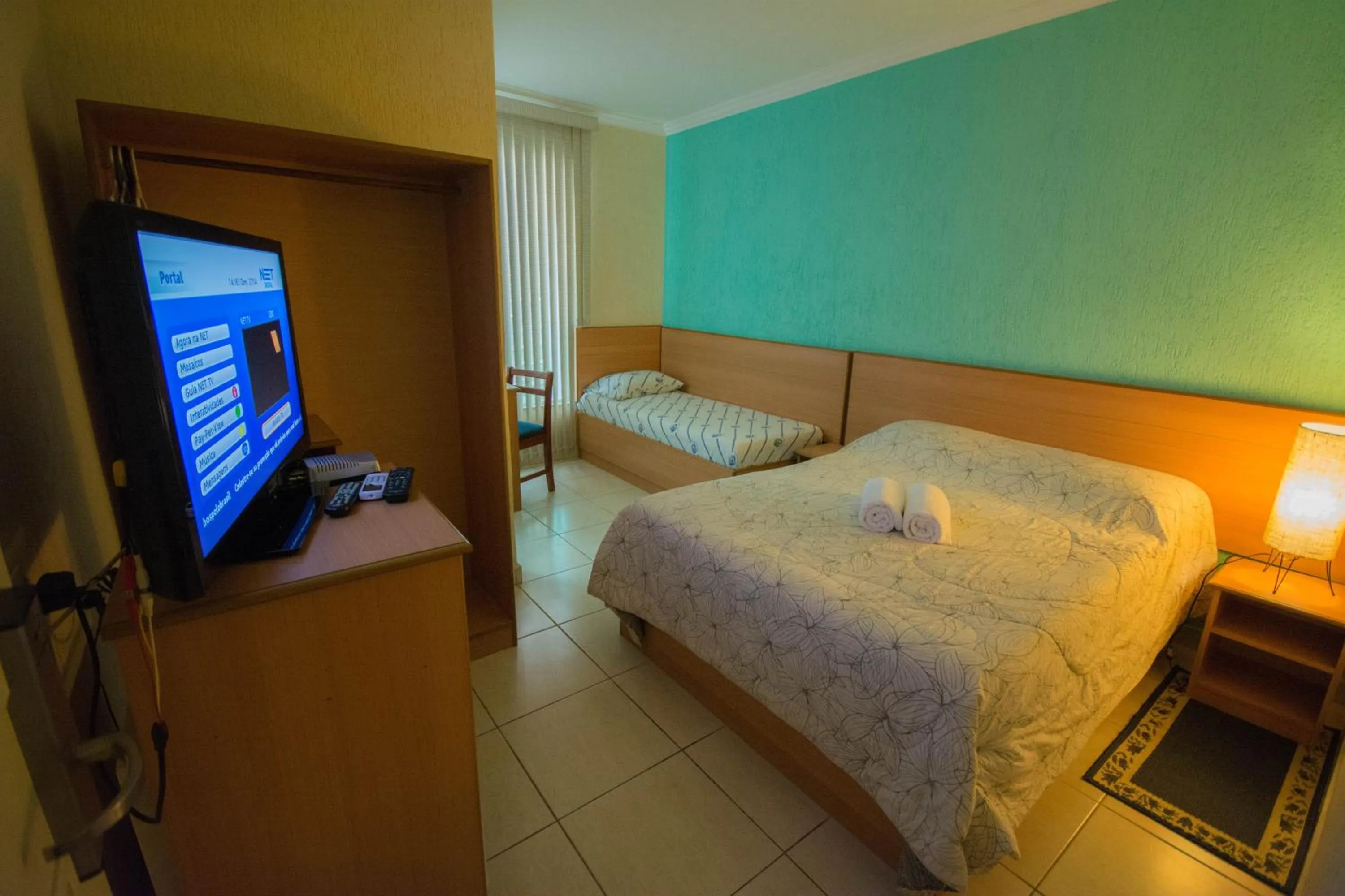 Photo of the whole room, Bed in Hotel Estação Paraíso - ao lado do Metrô Paraíso e 600m da Av Paulista