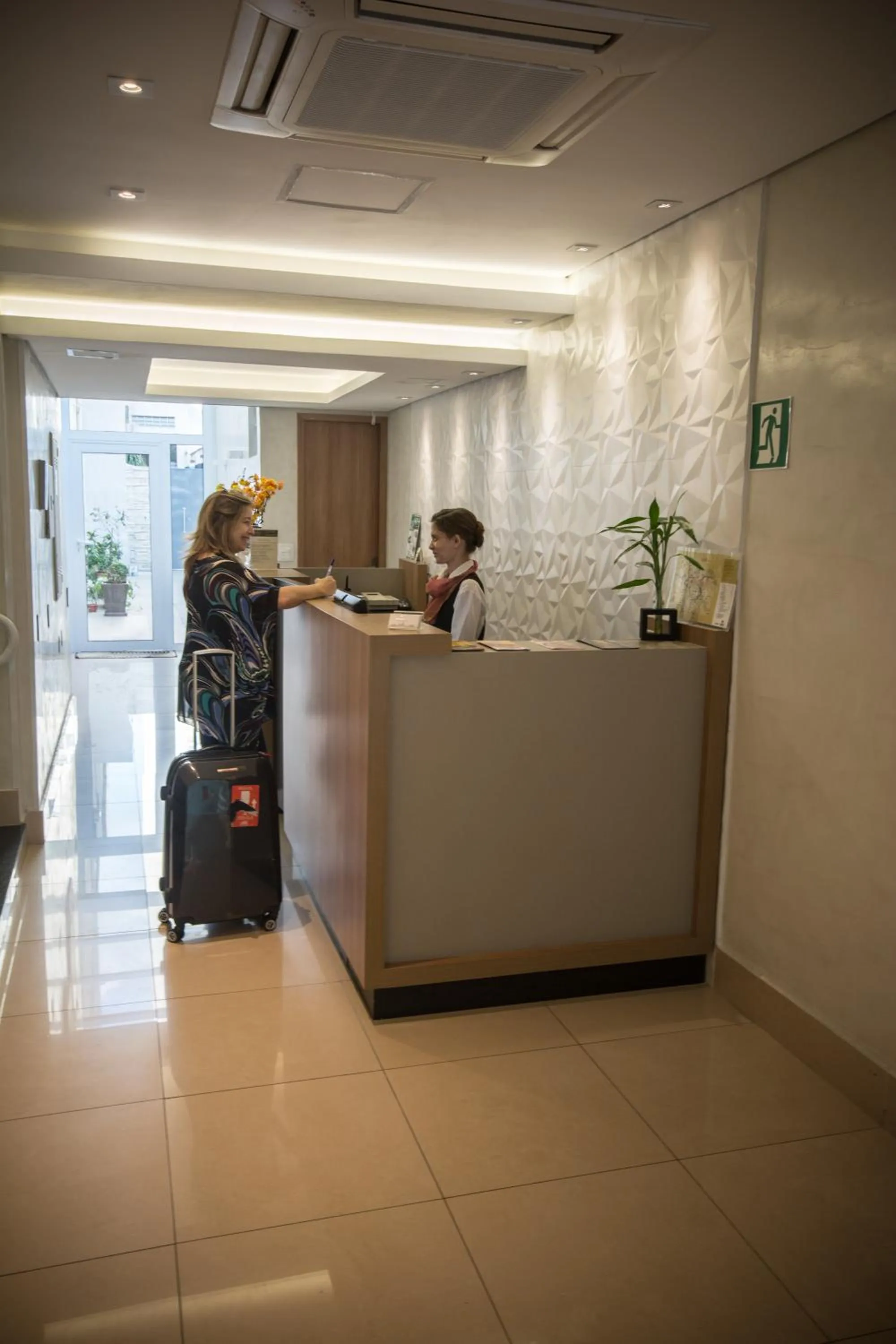 Staff in Hotel Estação Paraíso - ao lado do Metrô Paraíso e 600m da Av Paulista