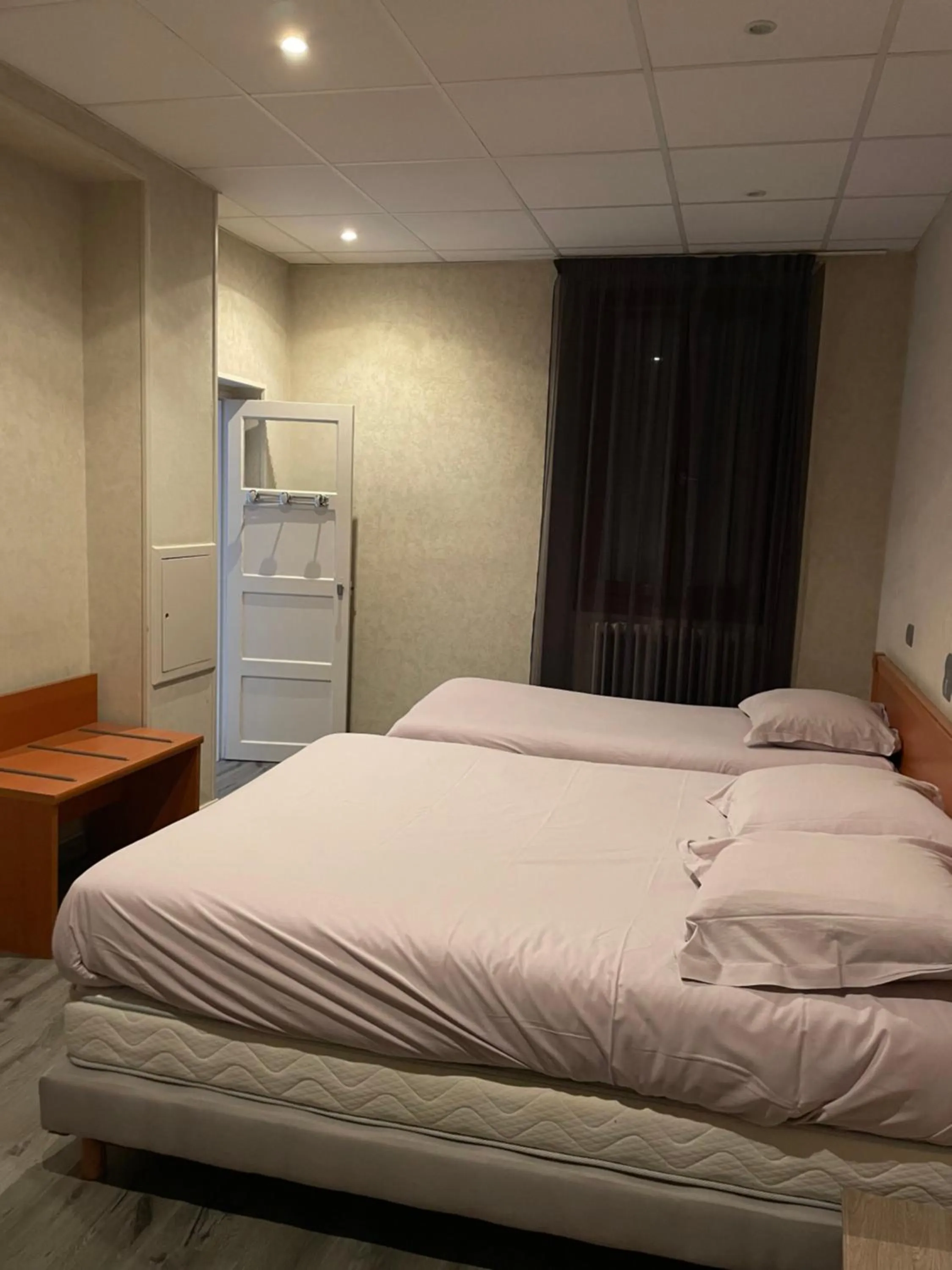 Bed in Hôtel de l'Europe