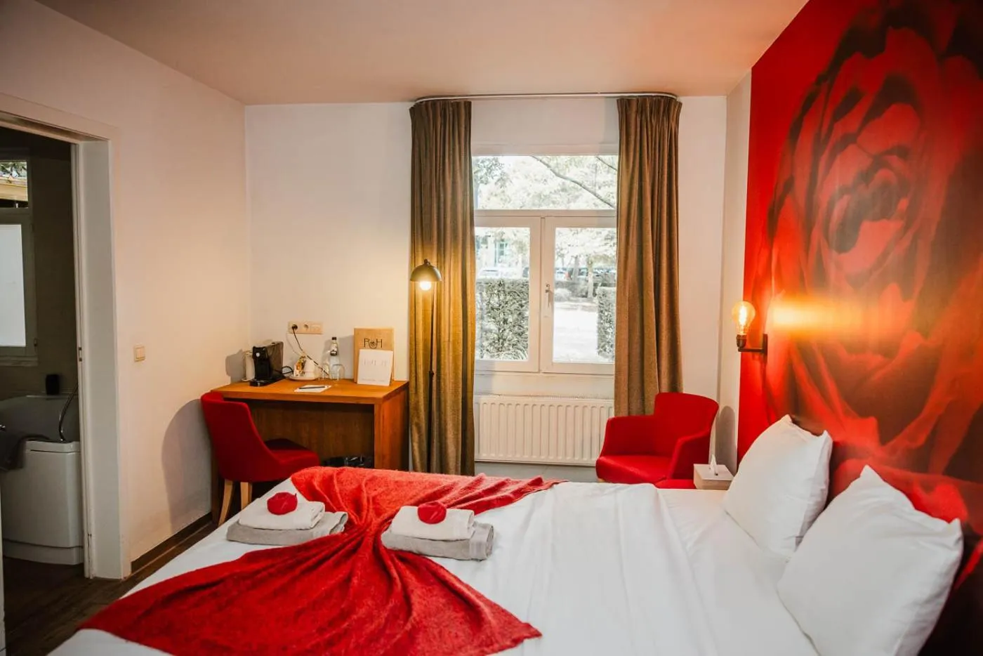 Bedroom, Bed in Boutique hotel Roosendaelhof