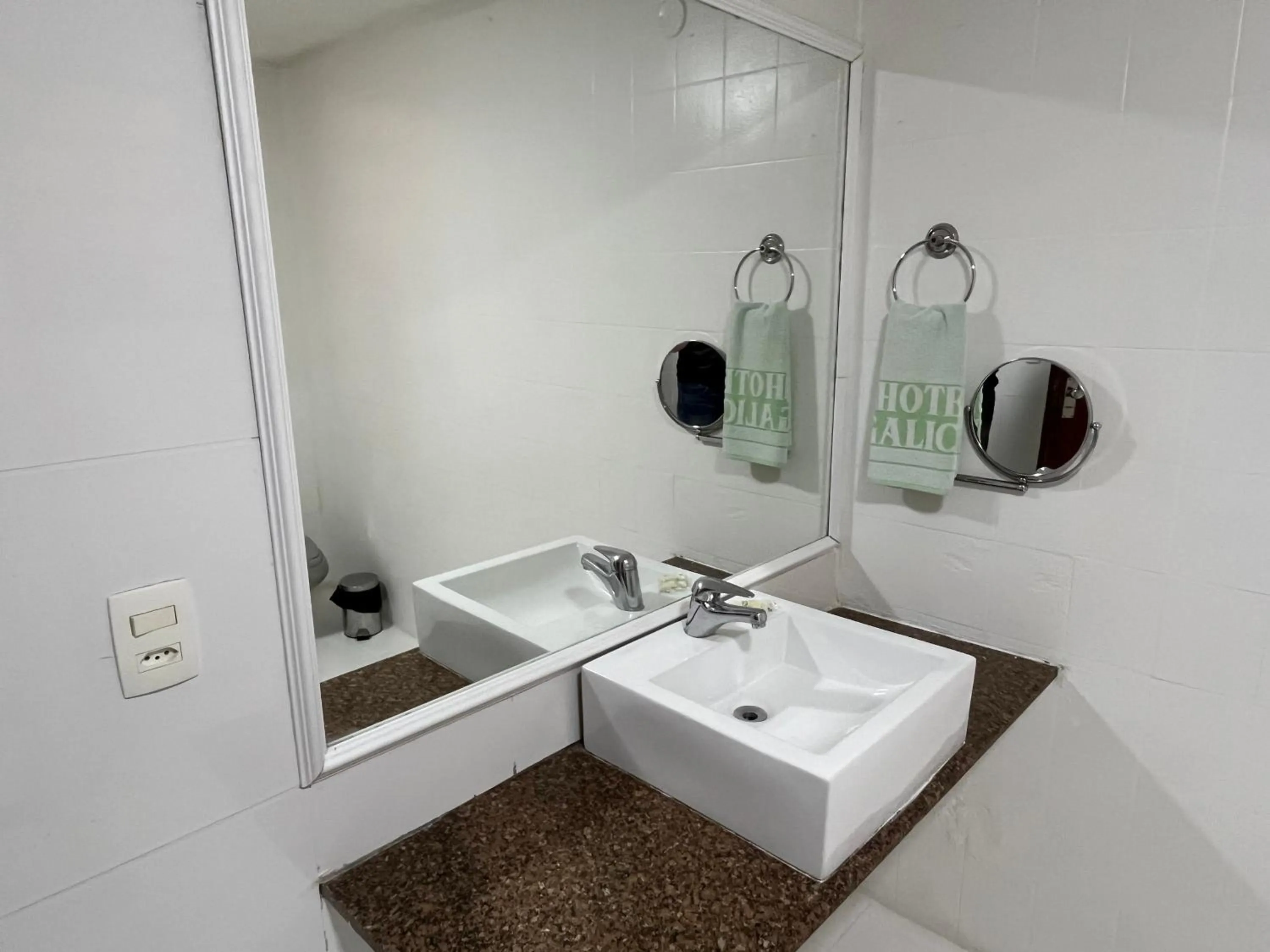 Bathroom in Hotel Galícia