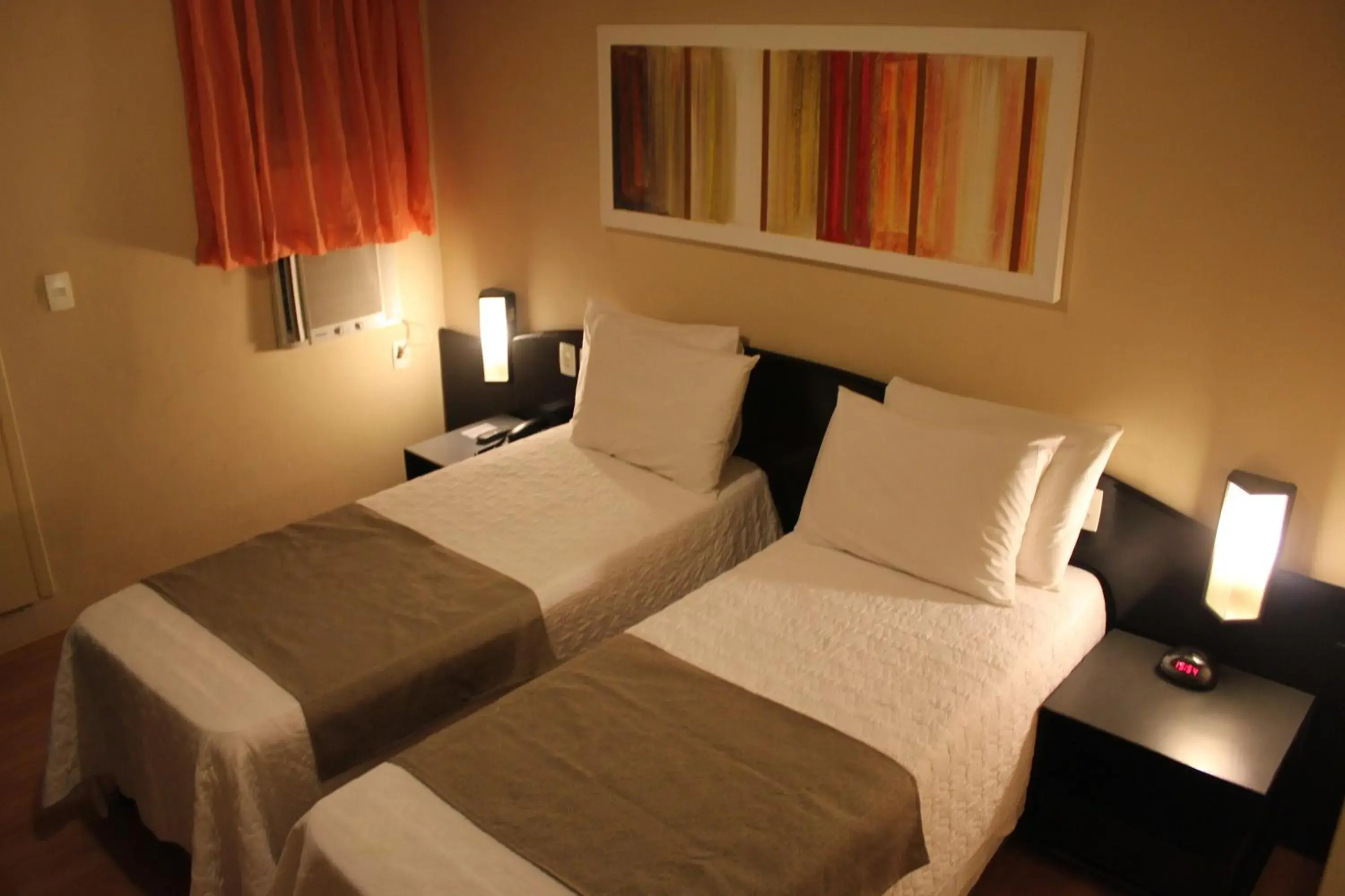 Twin Room in Hotel Galícia Twin Room in Hotel Galícia