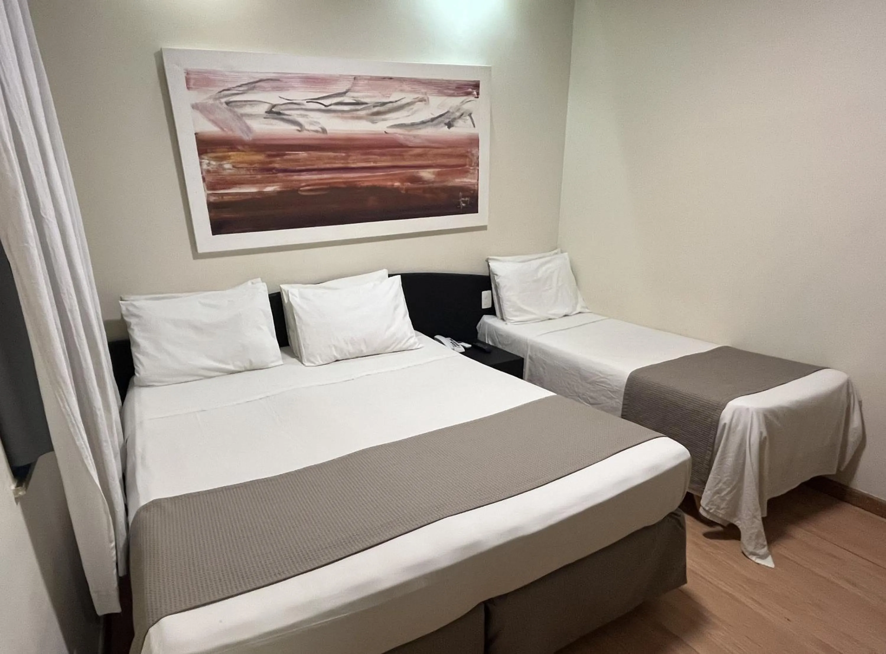 Bedroom, Bed in Hotel Galícia