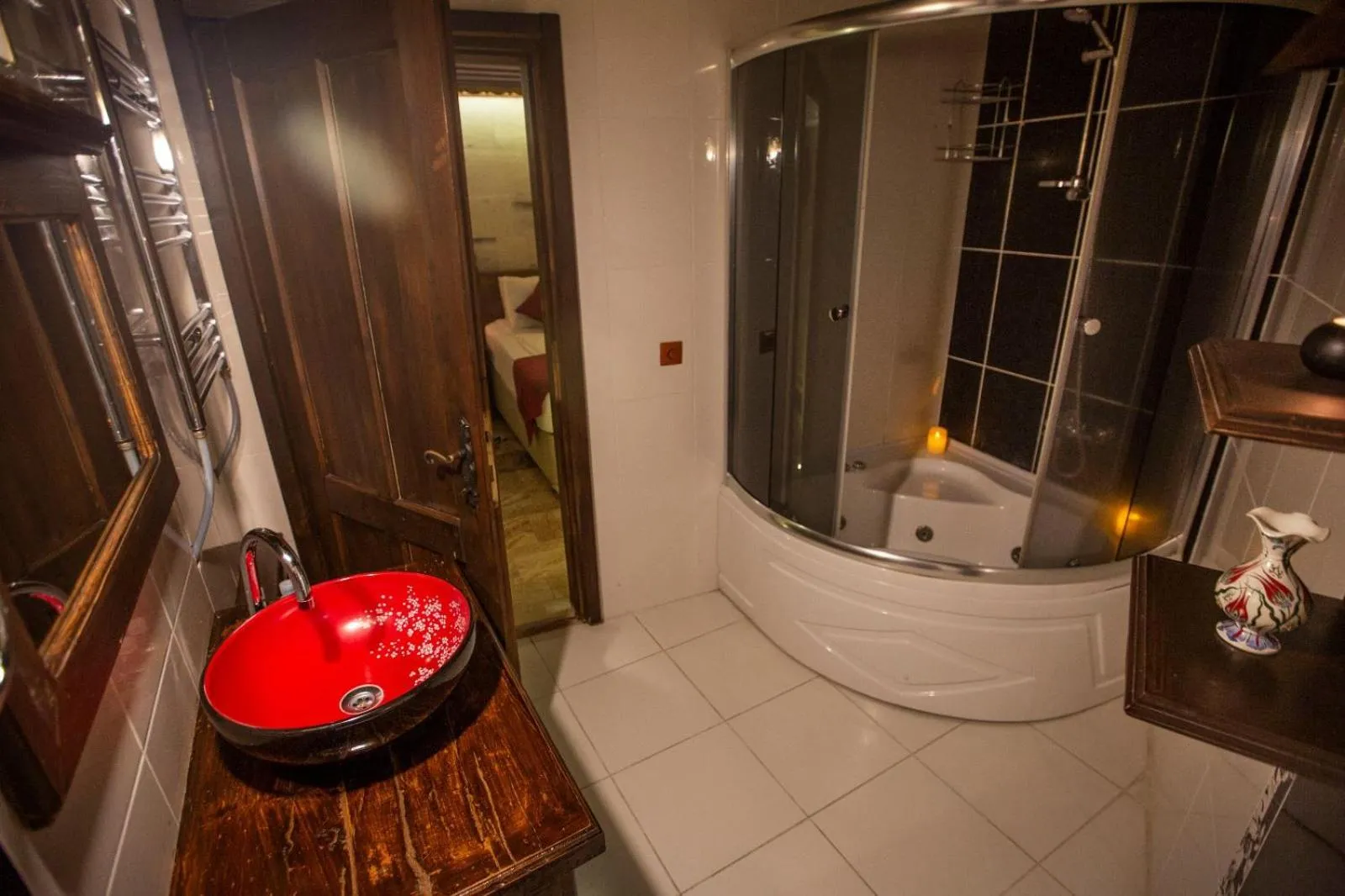 Bathroom in Hermes Cave Hotel