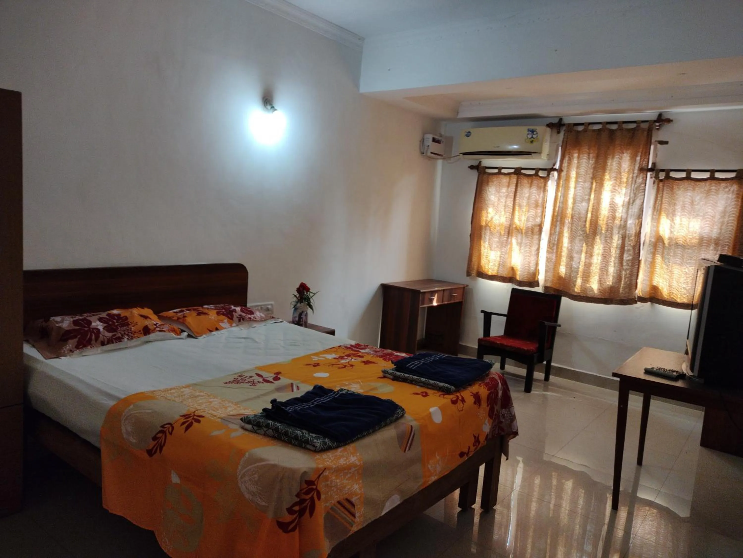 Bed in Hotel Kismat Mahal