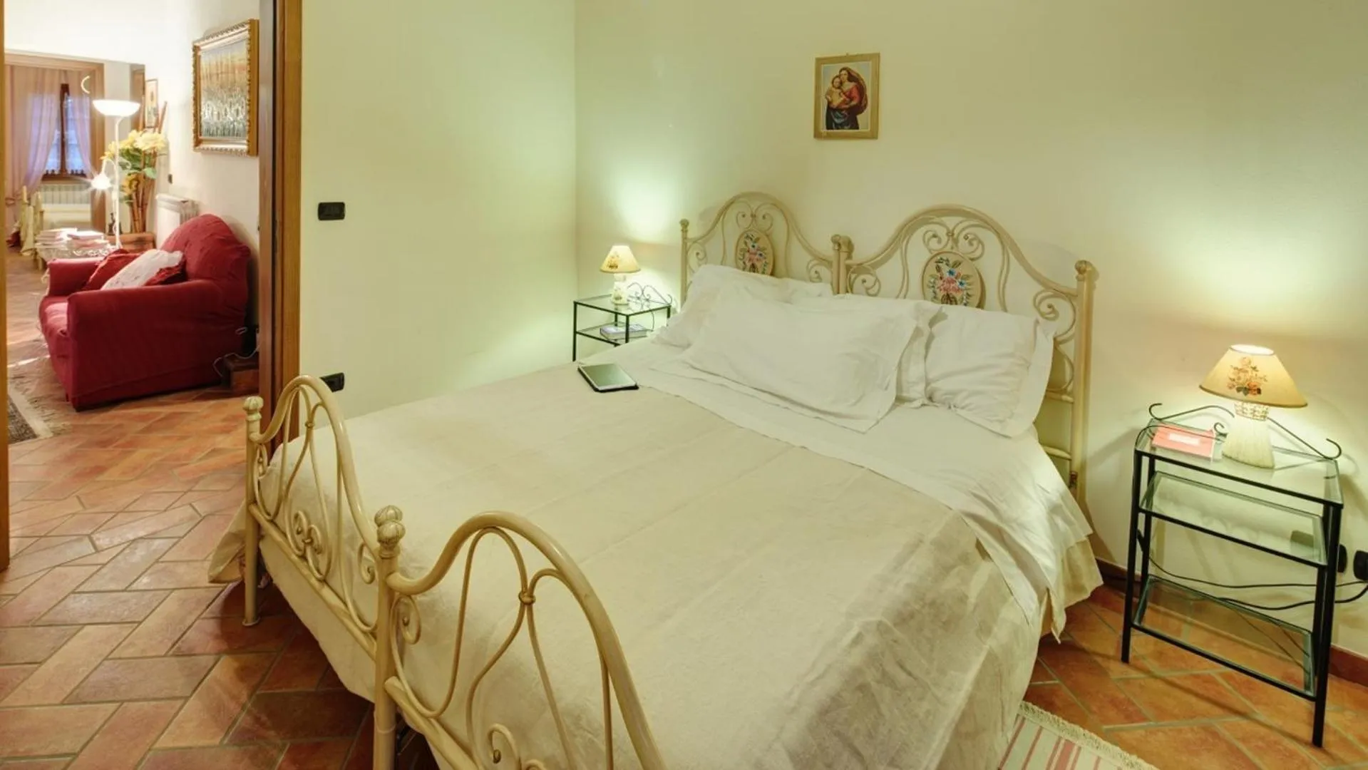 Bedroom, Bed in Cappannelle Country House Tuscany