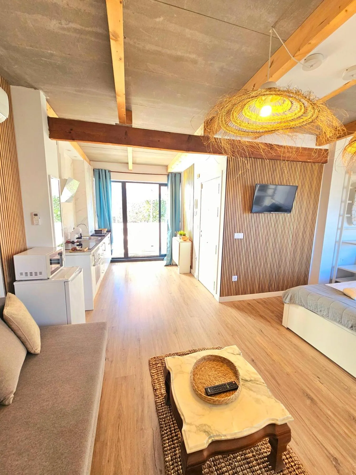 Photo of the whole room in Apartamentos de la Huerta