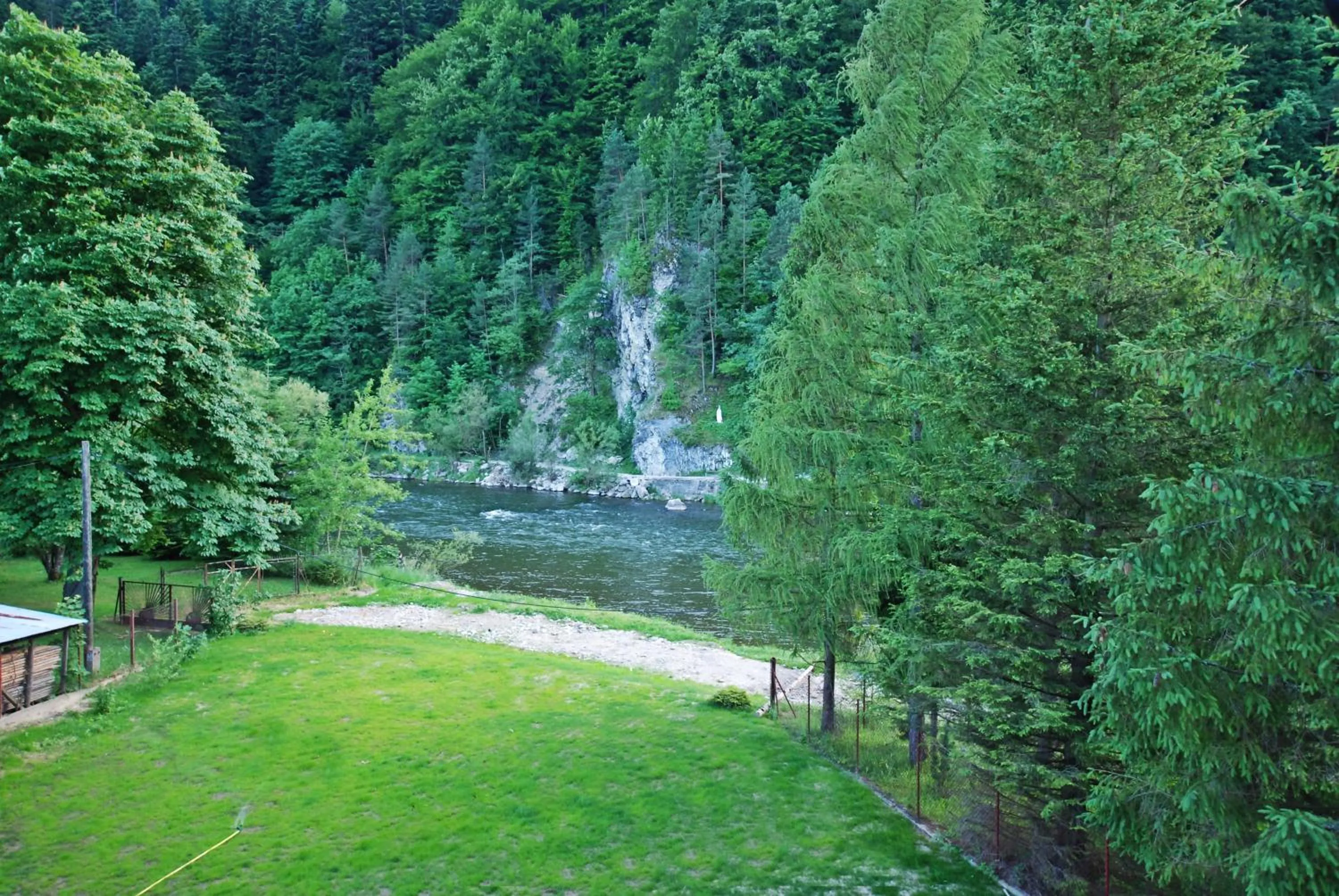 Natural landscape in Apartamenty Magia Gór