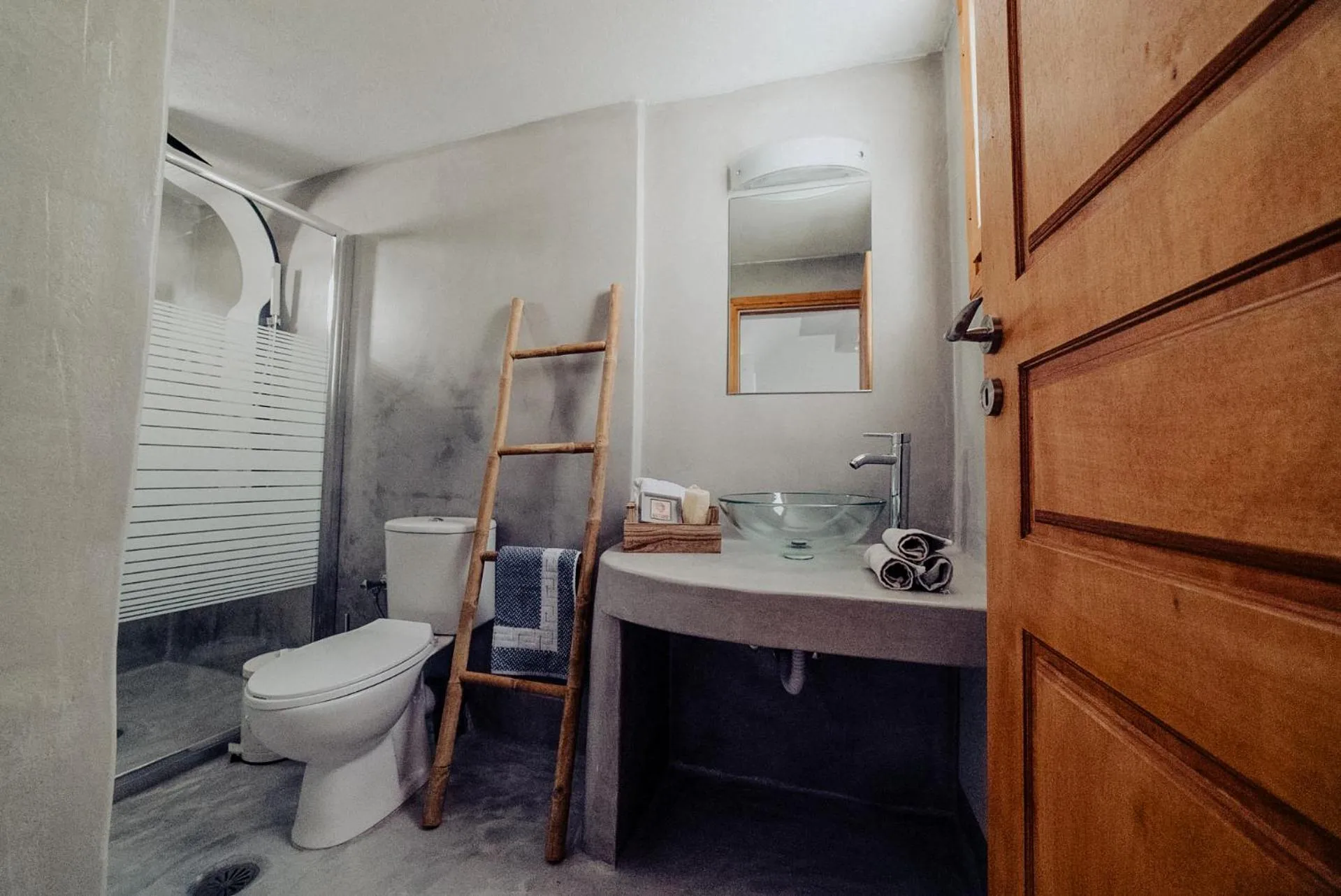 Shower in Pueblo Viejo Suites