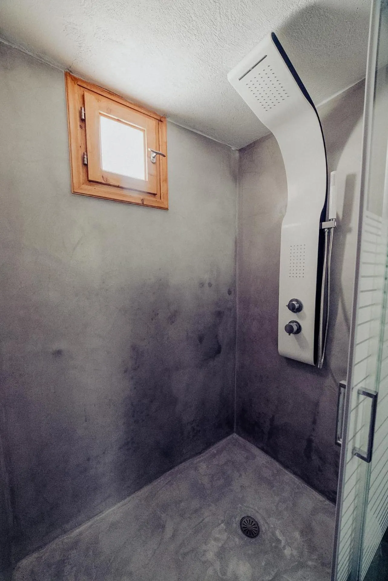 Shower in Pueblo Viejo Suites