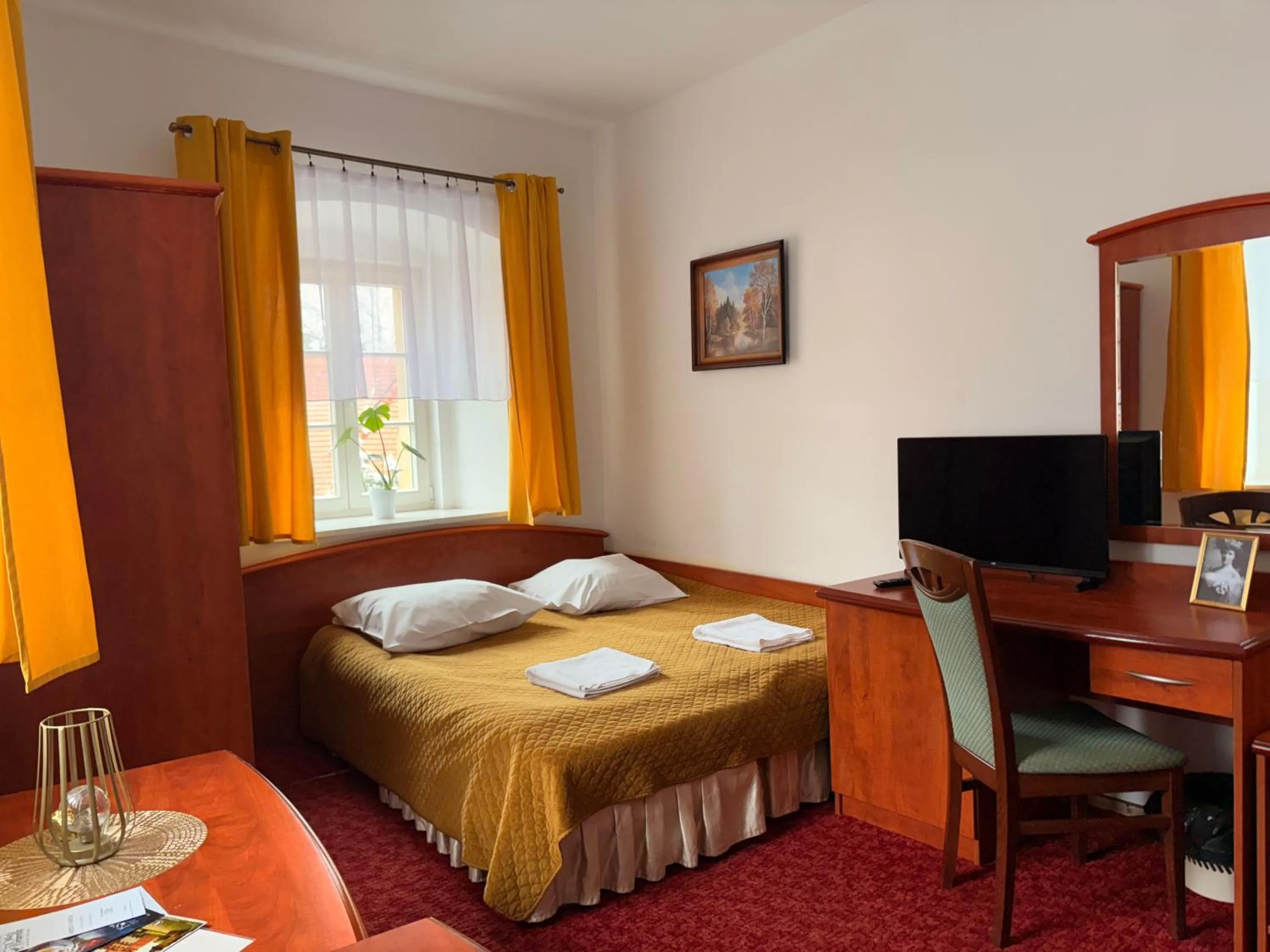 Bed in Hotel Przy Oślej Bramie - Zamek Książ