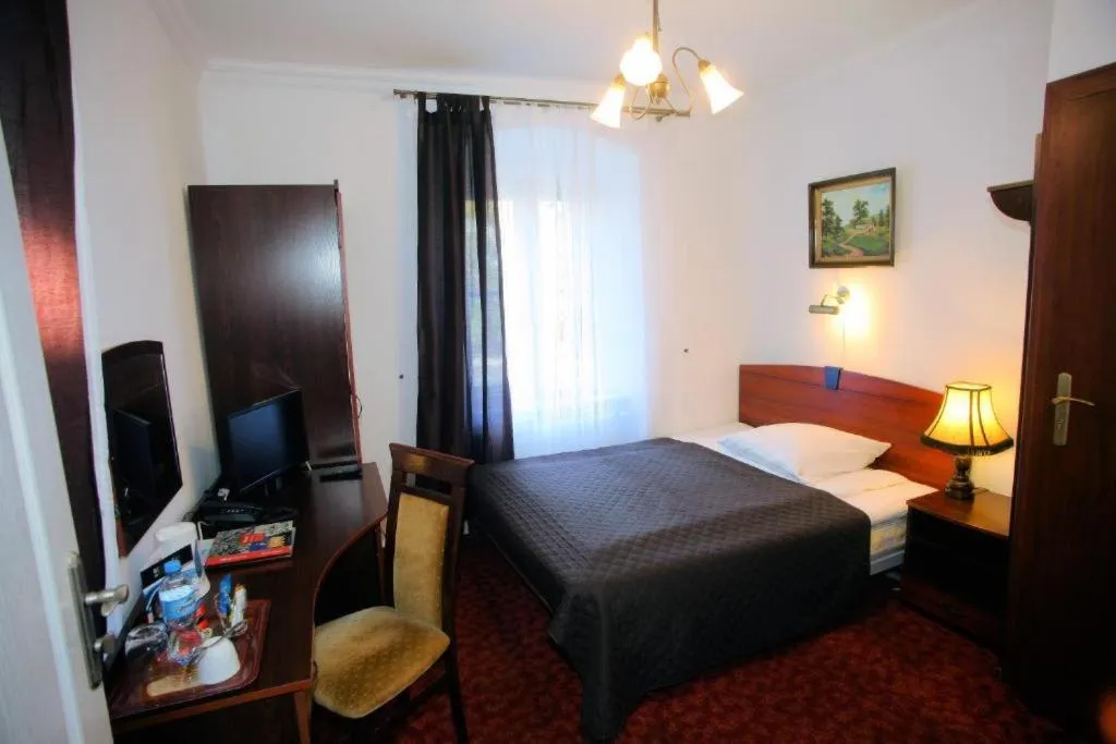 Bed in Hotel Przy Oślej Bramie - Zamek Książ