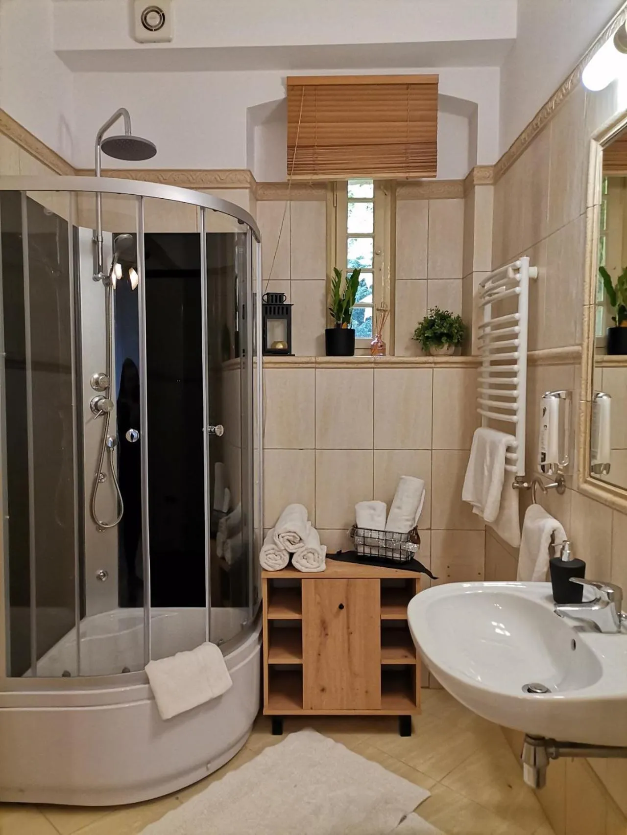 Hotel Przy Oślej Bramie - Zamek Książ