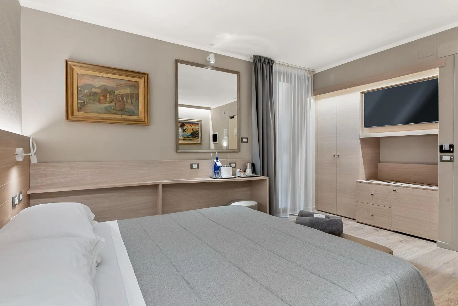 Bed in Hotel Porto Roca