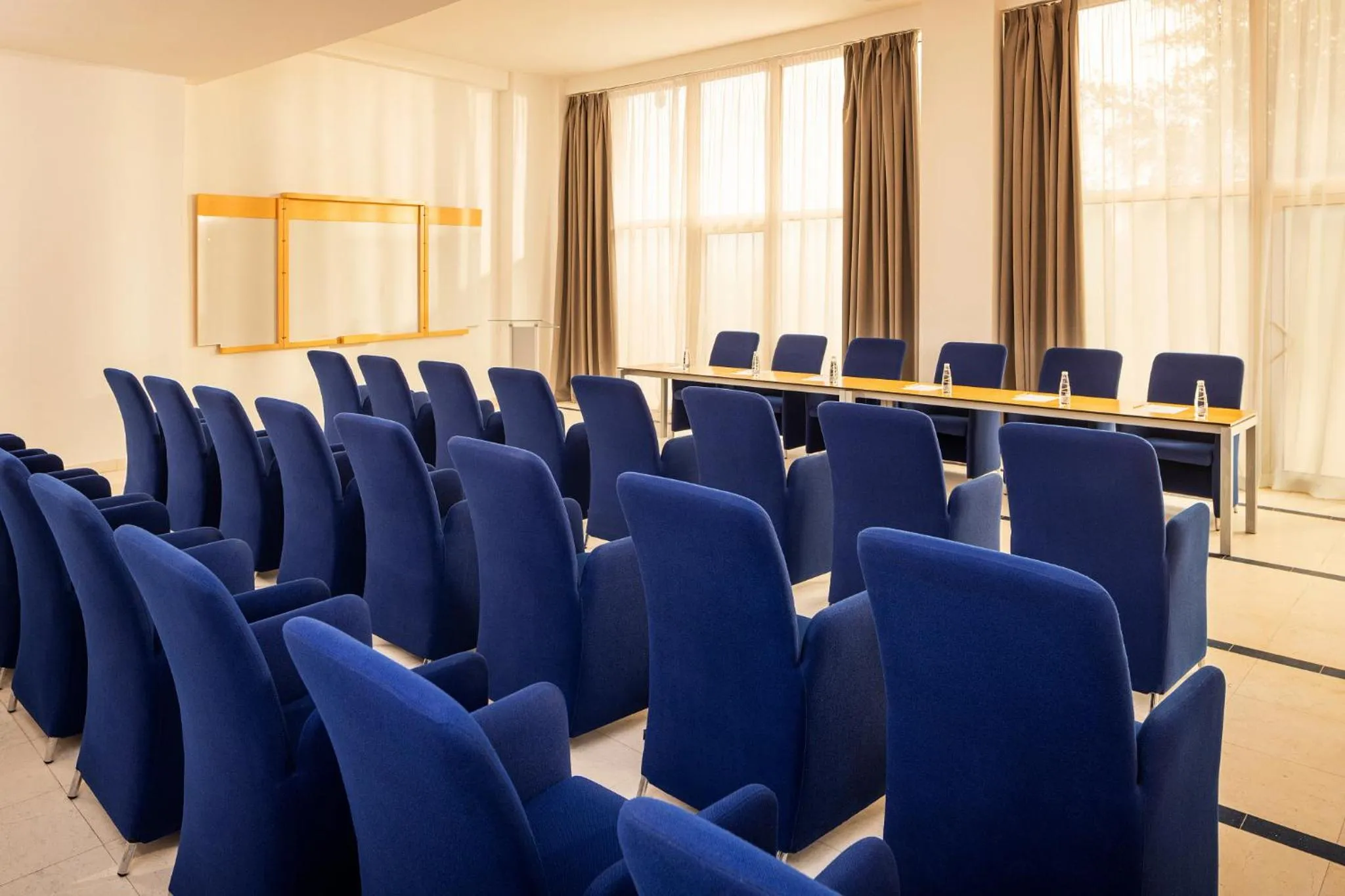 Seating area in AluaSoul Sunny Beach - Adults Only - All Inclusive