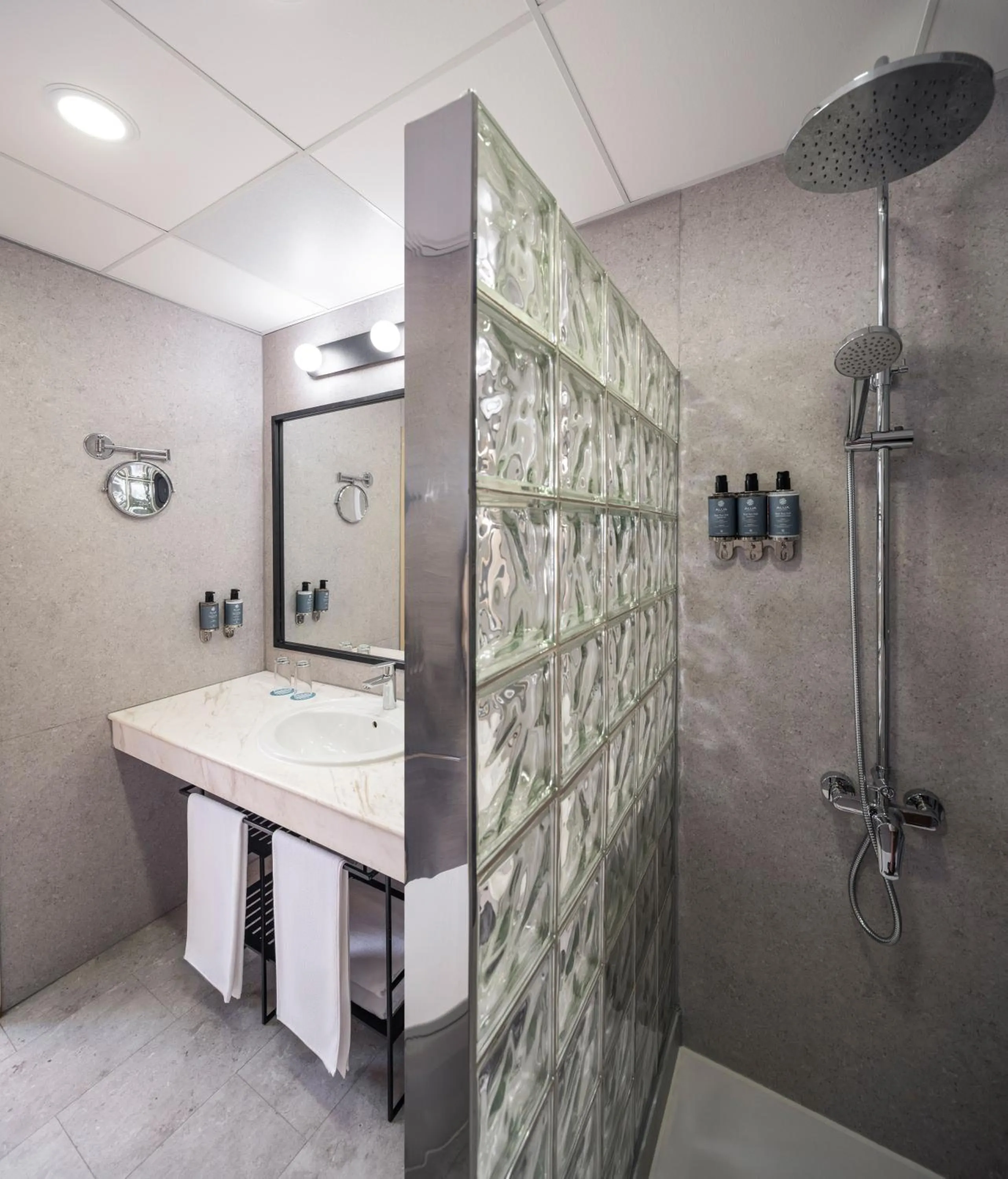 Shower in AluaSoul Sunny Beach - Adults Only - All Inclusive