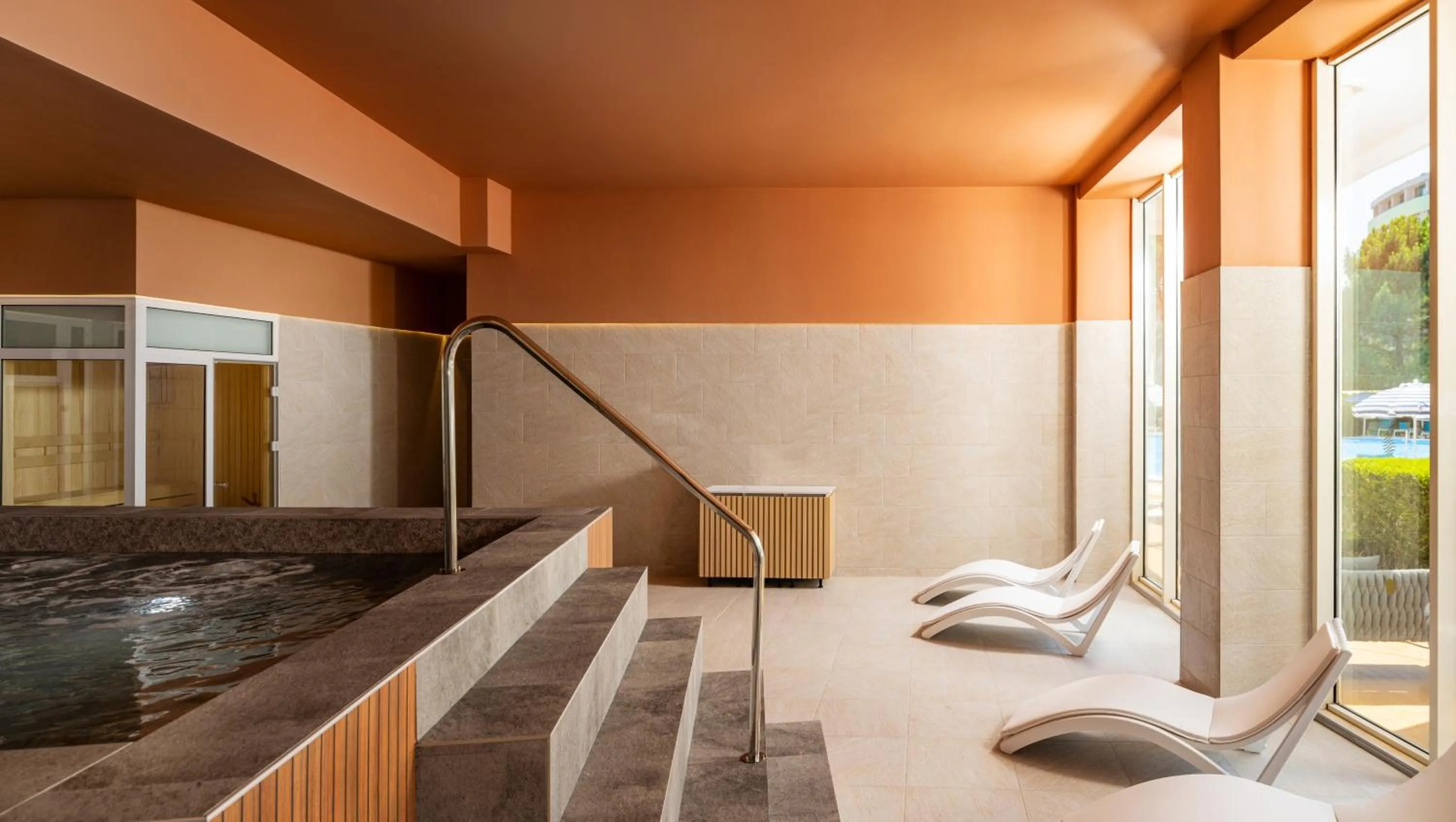 Hot Tub in AluaSoul Sunny Beach - Adults Only - All Inclusive