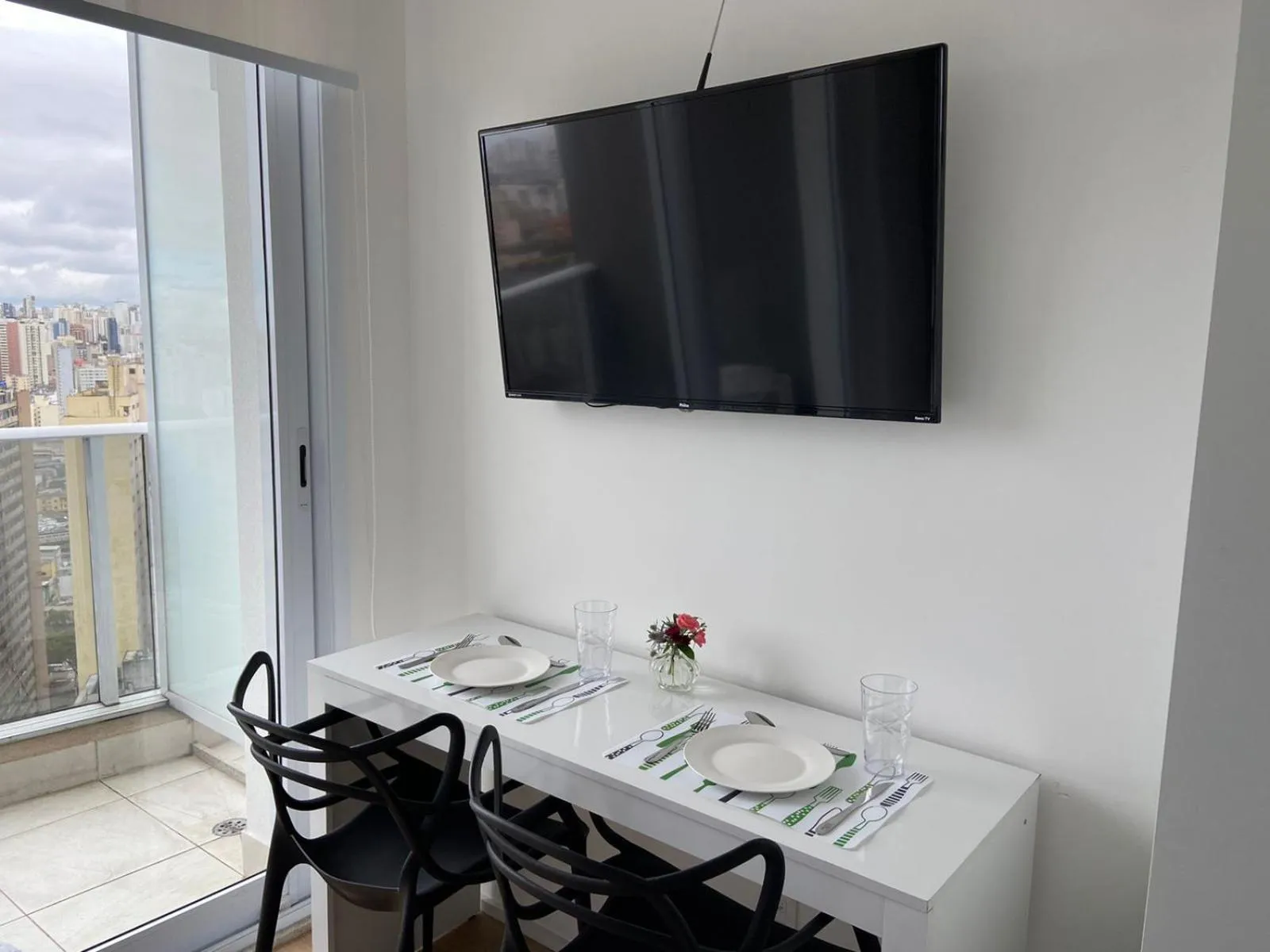 Dining area in 360 Suítes Sé