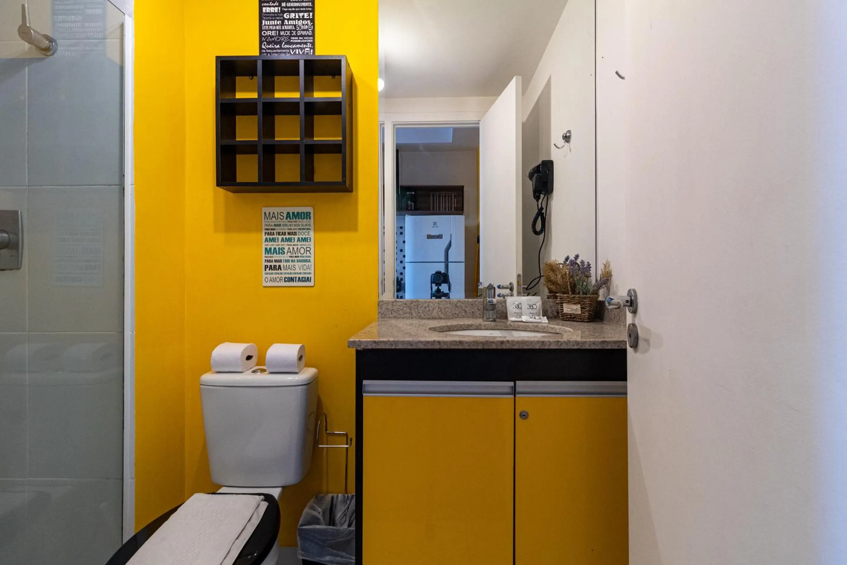 Bathroom in 360 Suítes Sé