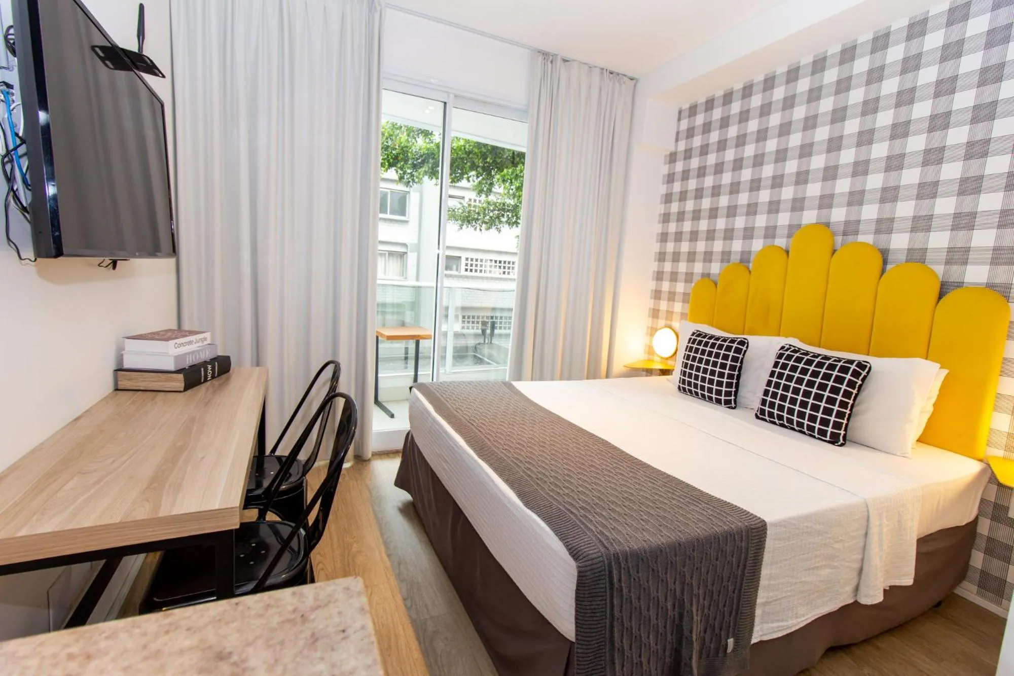 Photo of the whole room, Bed in 360 Suítes Sé