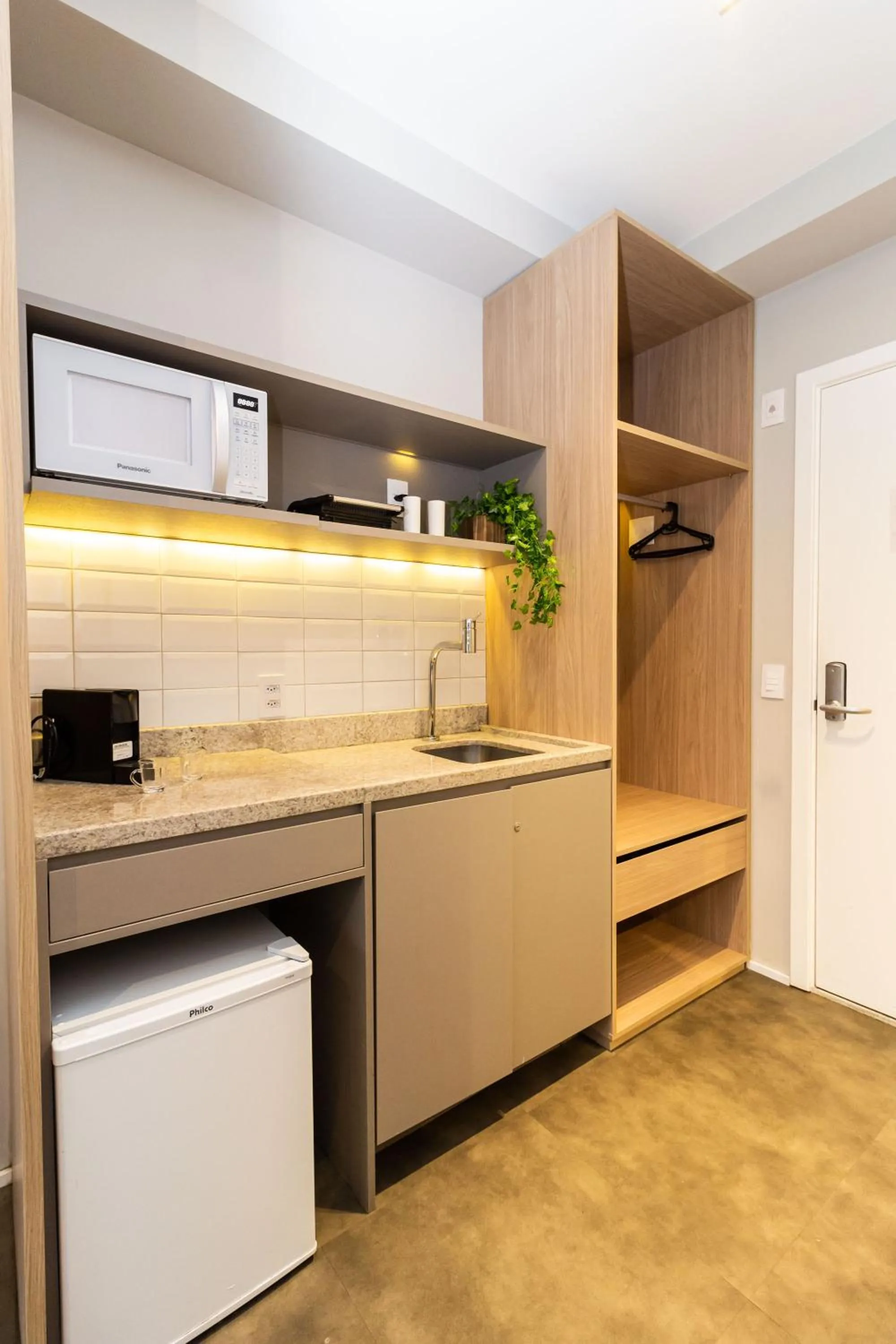 Kitchen or kitchenette in 360 Suítes Sé