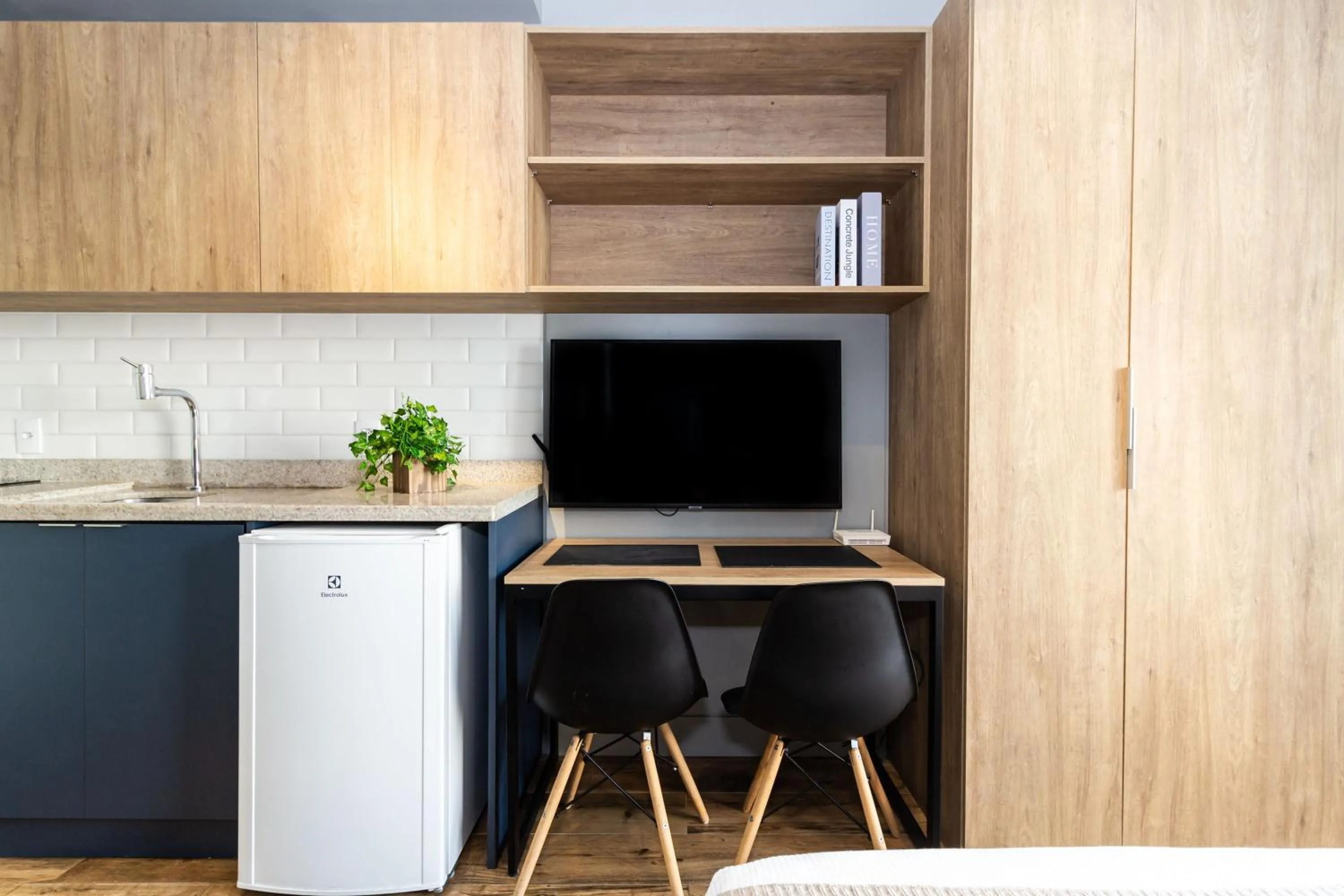 Kitchen or kitchenette in 360 Suítes Sé