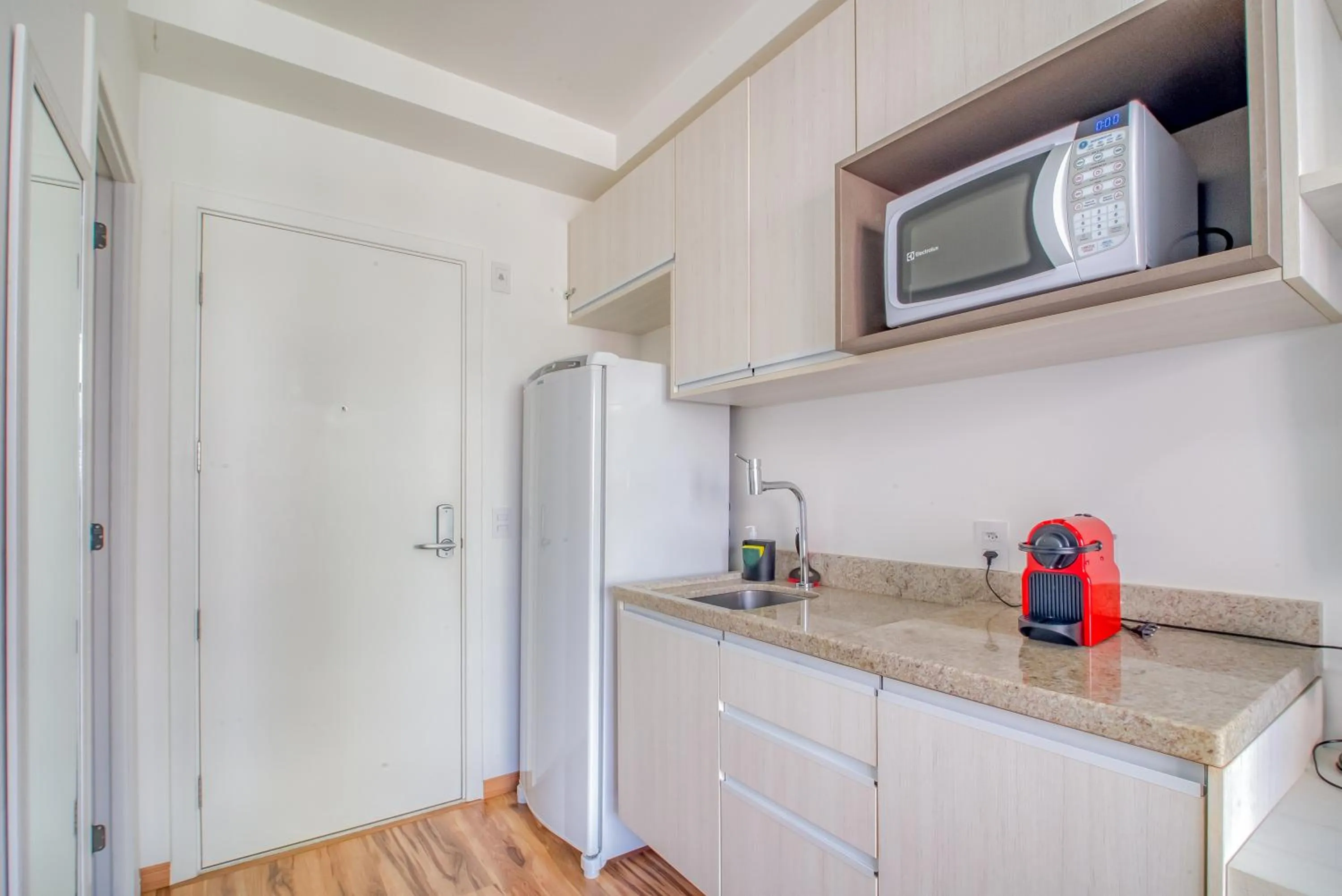 kitchen in 360 Suítes Sé